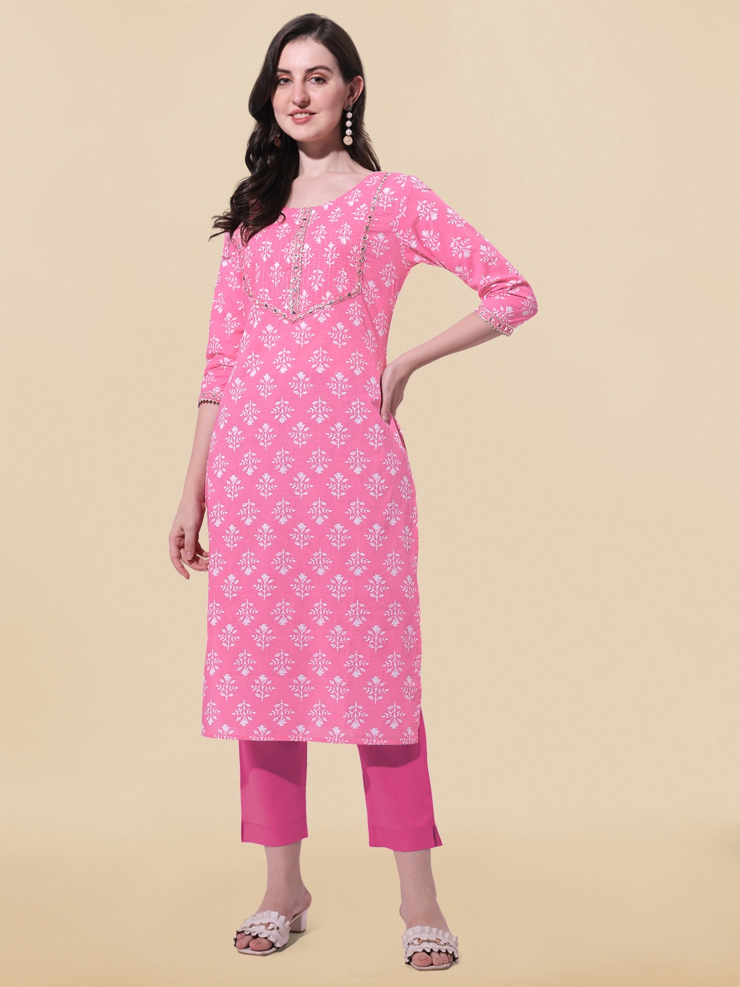 

MIRCHI FASHION Women Pink & White Ethnic Motifs Pure Cotton Printed Kurta