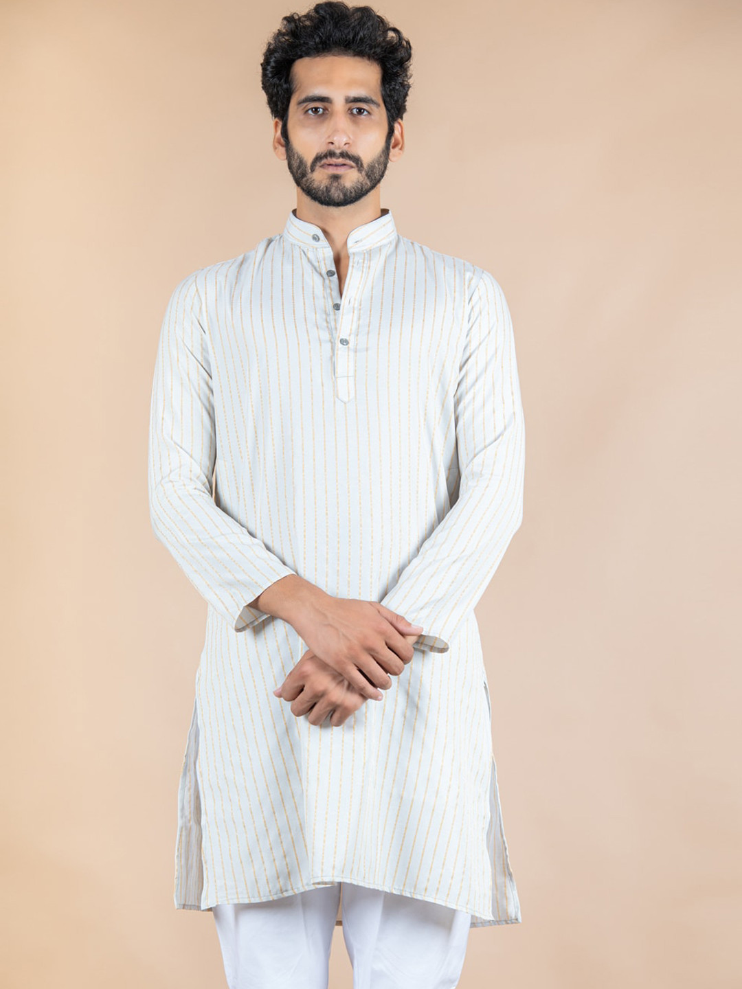 

Tistabene Men Grey Thread Work Kurta