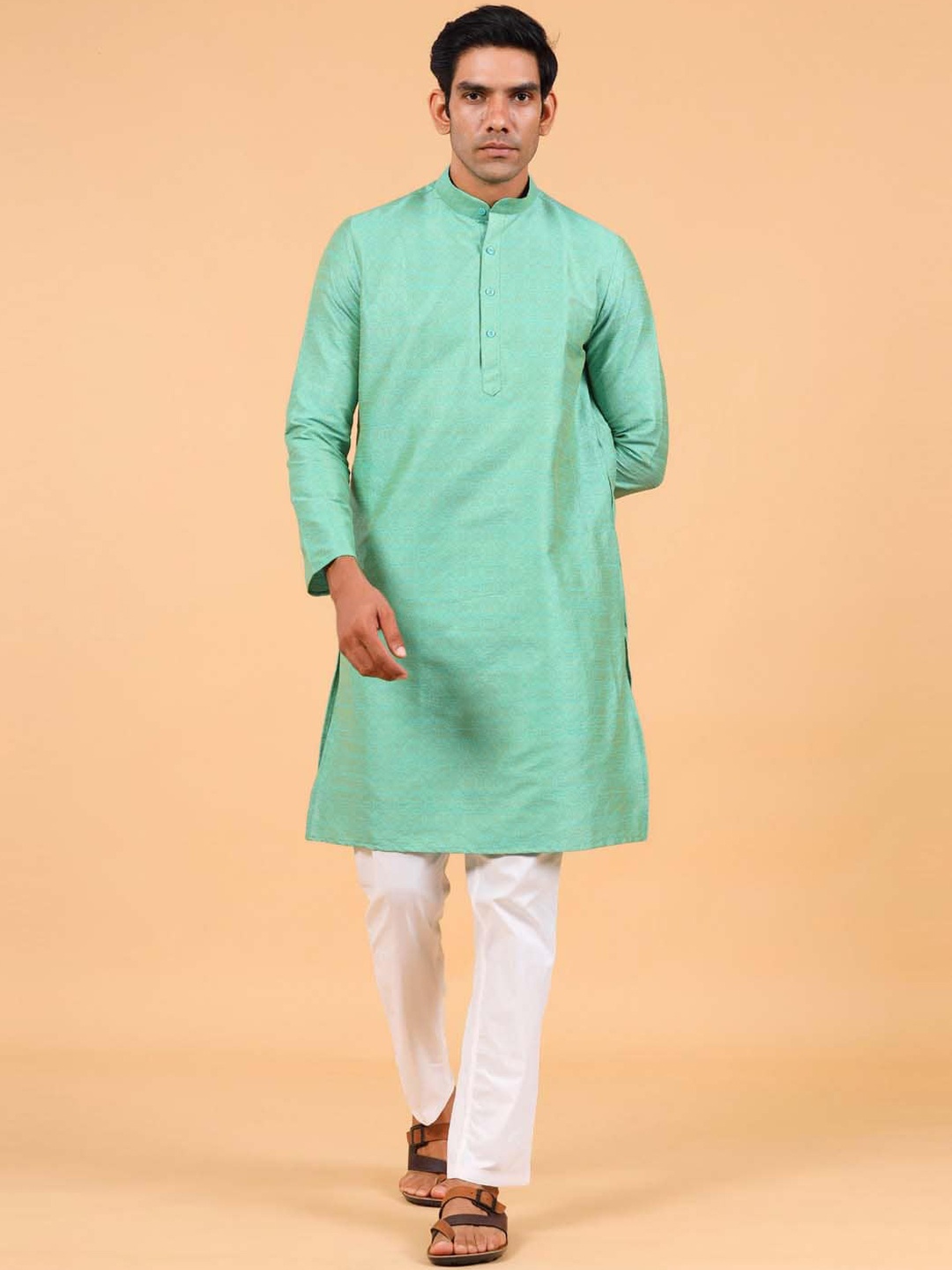 

Tistabene Men Green Woven Design Kurta