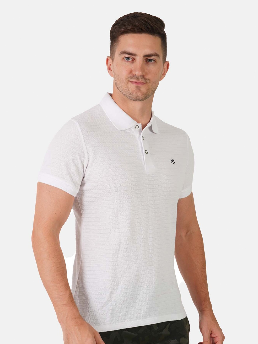 

MEMEN Men White Polo Collar T-shirt