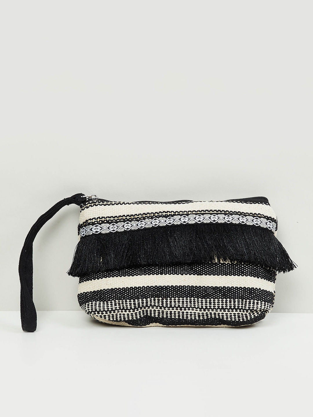 

max Women Embroidered Zip Closure Pouch, White