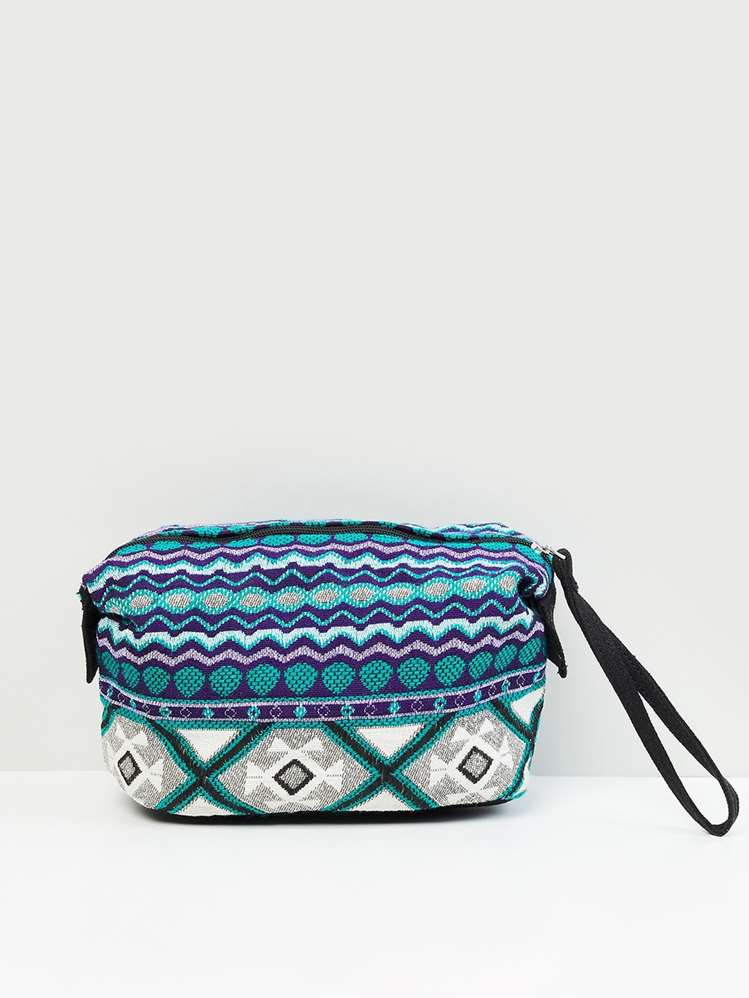 

max Women Embroidered Pouch, Blue