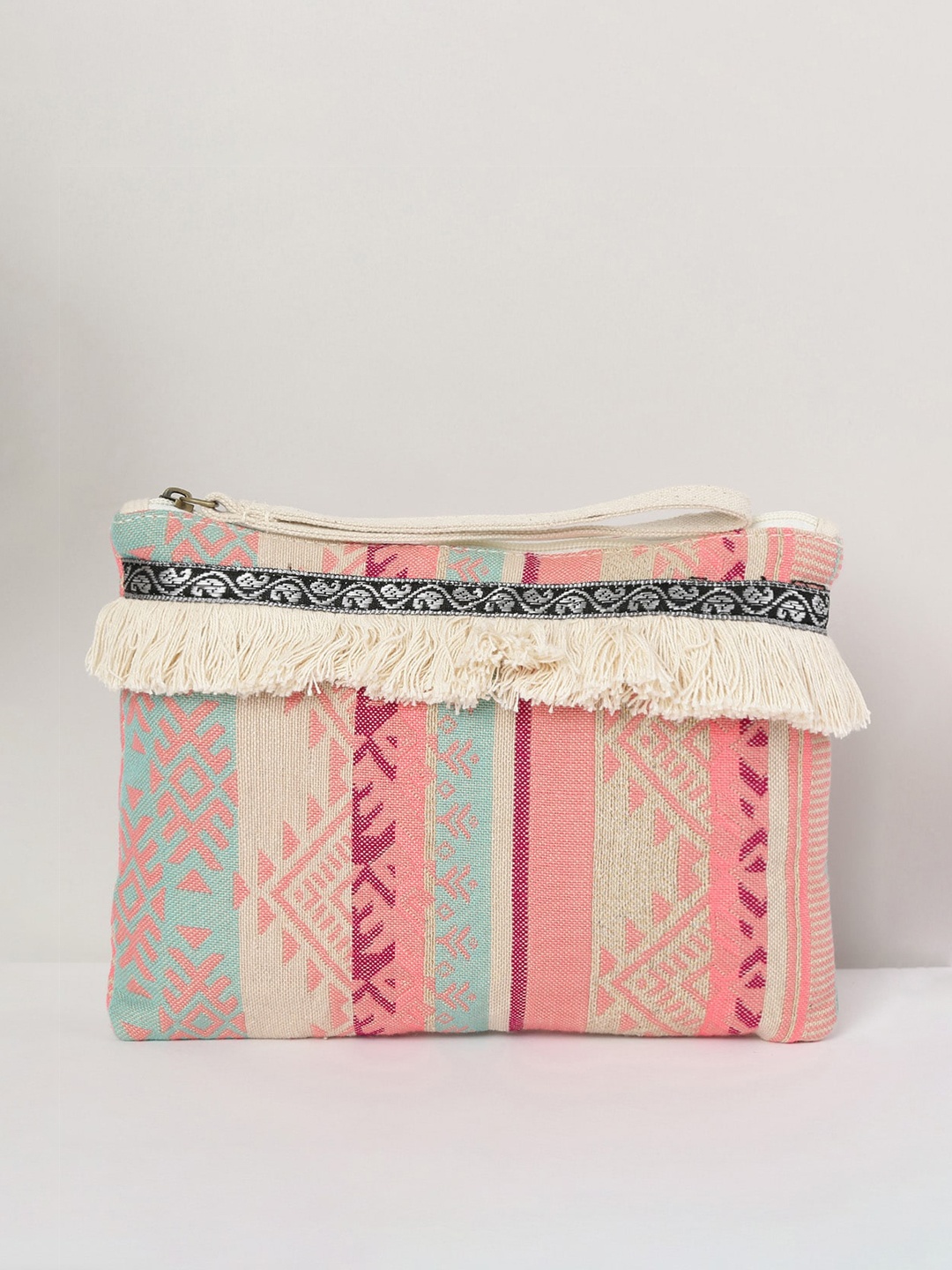 

max Women Embroidered Zip Closure Pouch, Pink