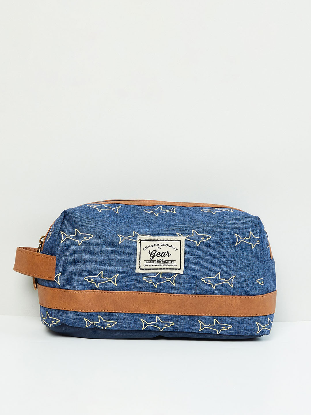 

max Women Whale Printed Zip-Closure Pouch, Blue