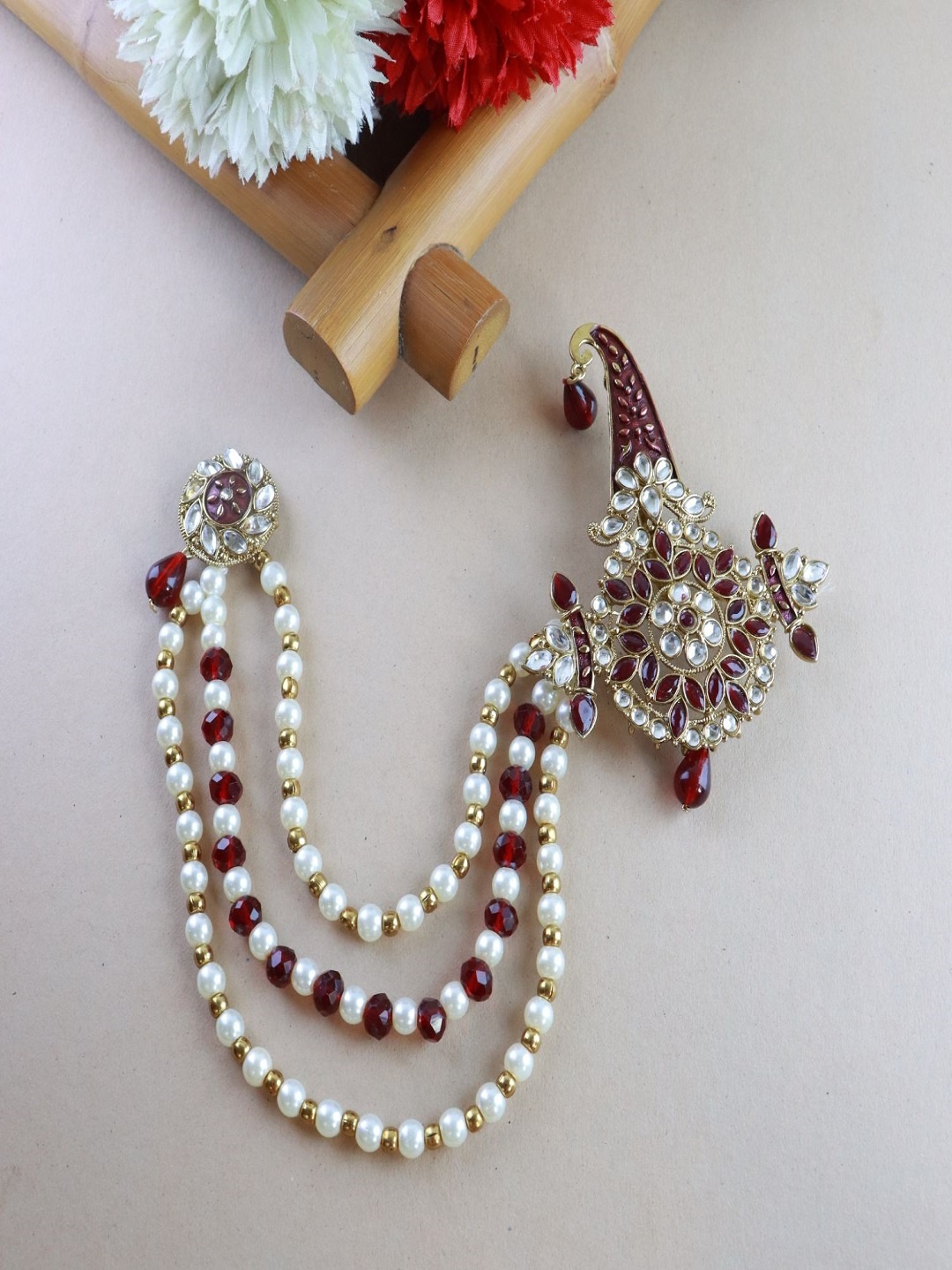 

I Jewels Men Gold-Toned Maroon & White Studded & Beaded Maharaja Pagdi Kalangi