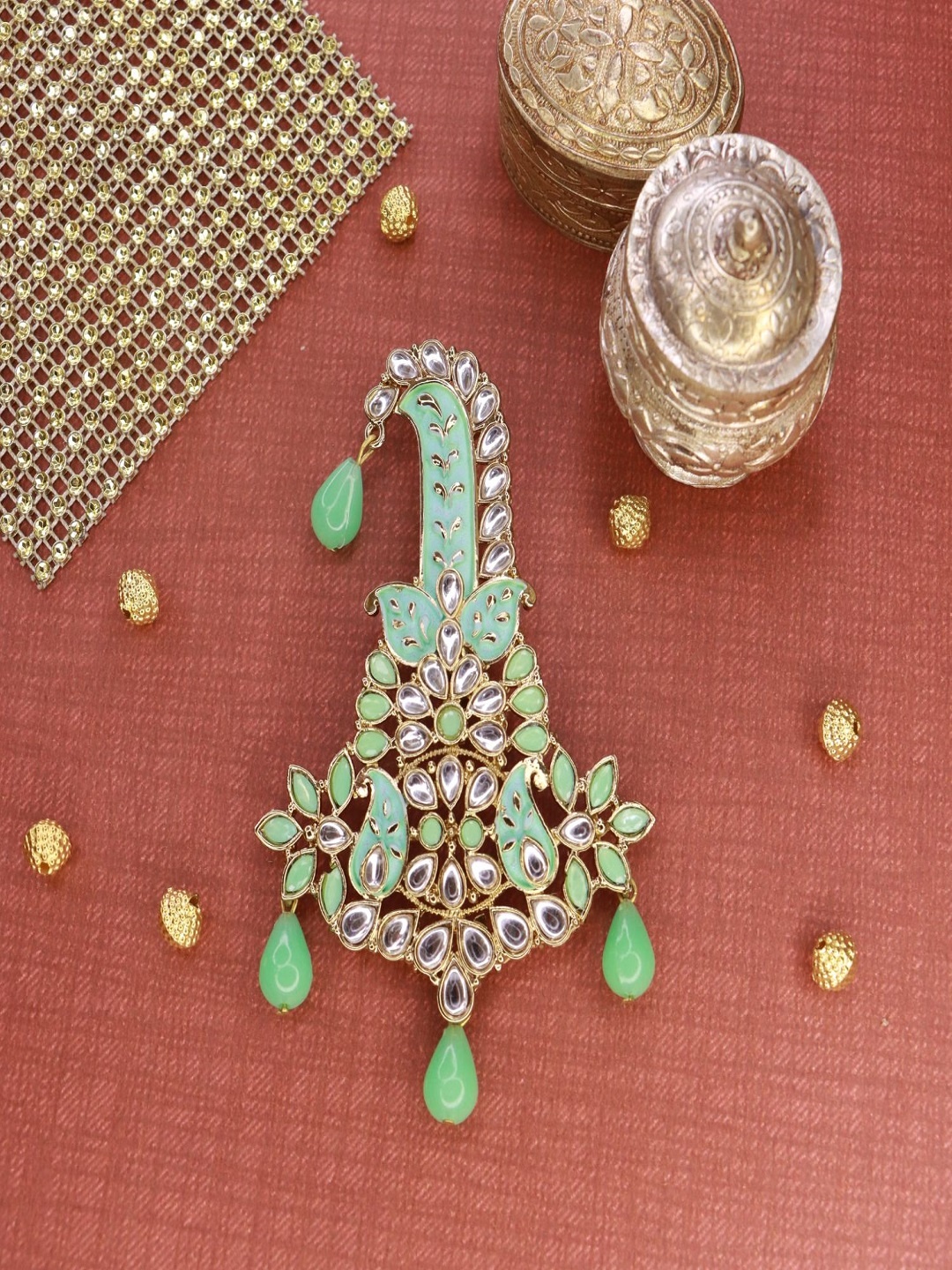 

I Jewels Men Gold-Toned Green & White Kundan Studded & Beaded Maharaja Pagdi Kalangi