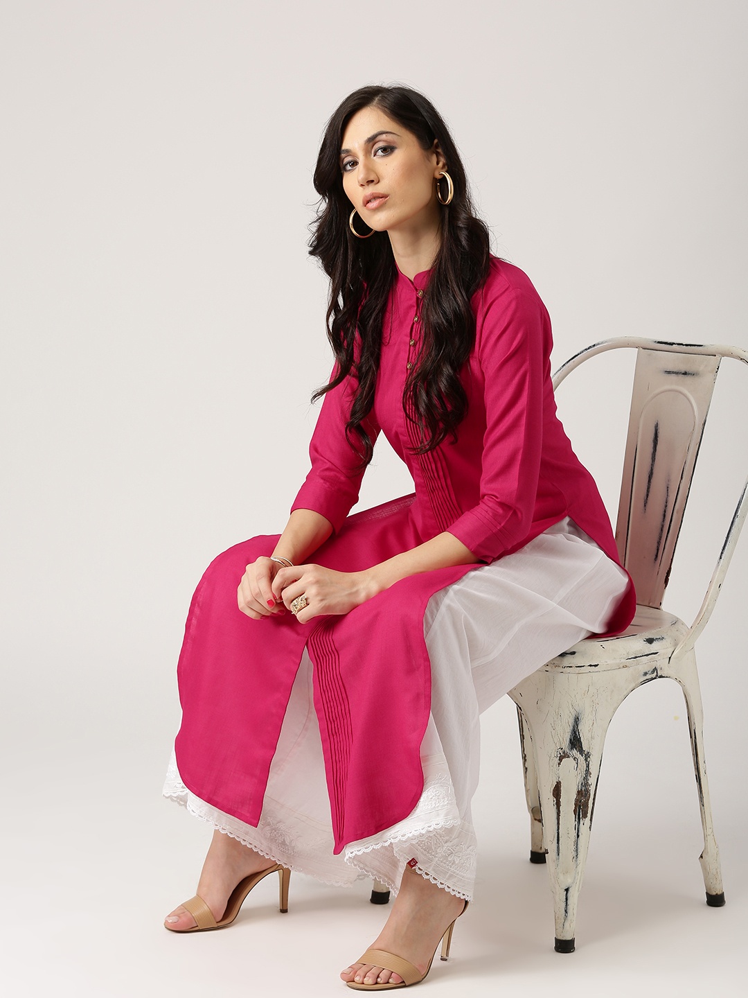 

Libas Women Pink Solid Straight Kurta