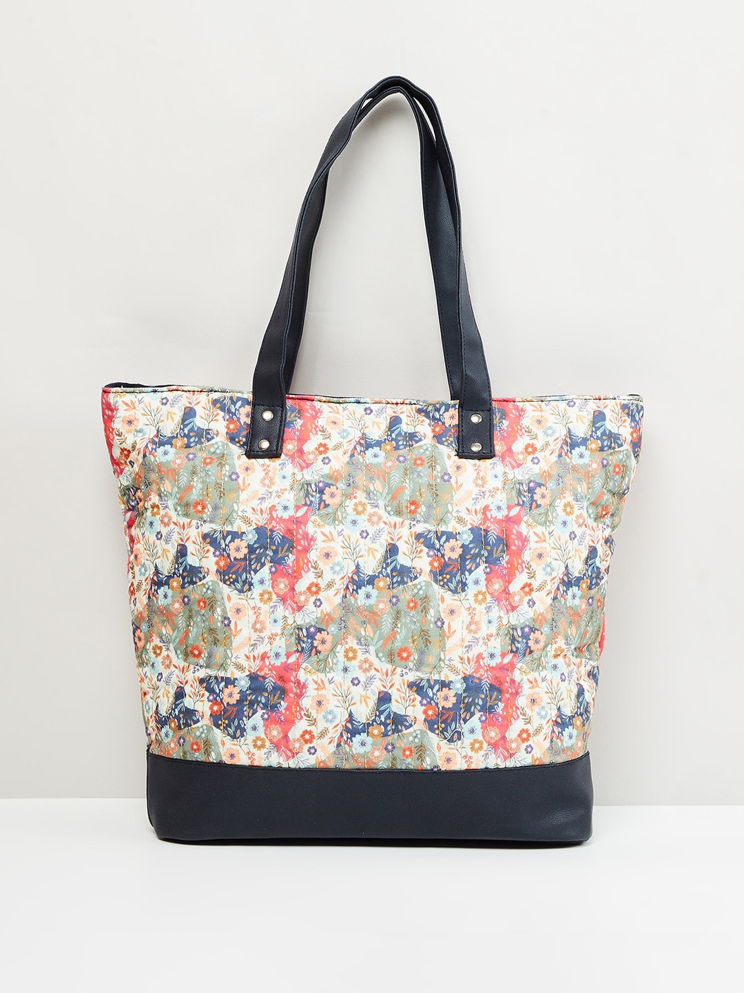 

max Women Printed Zip-Closure Tote Bag, Multi