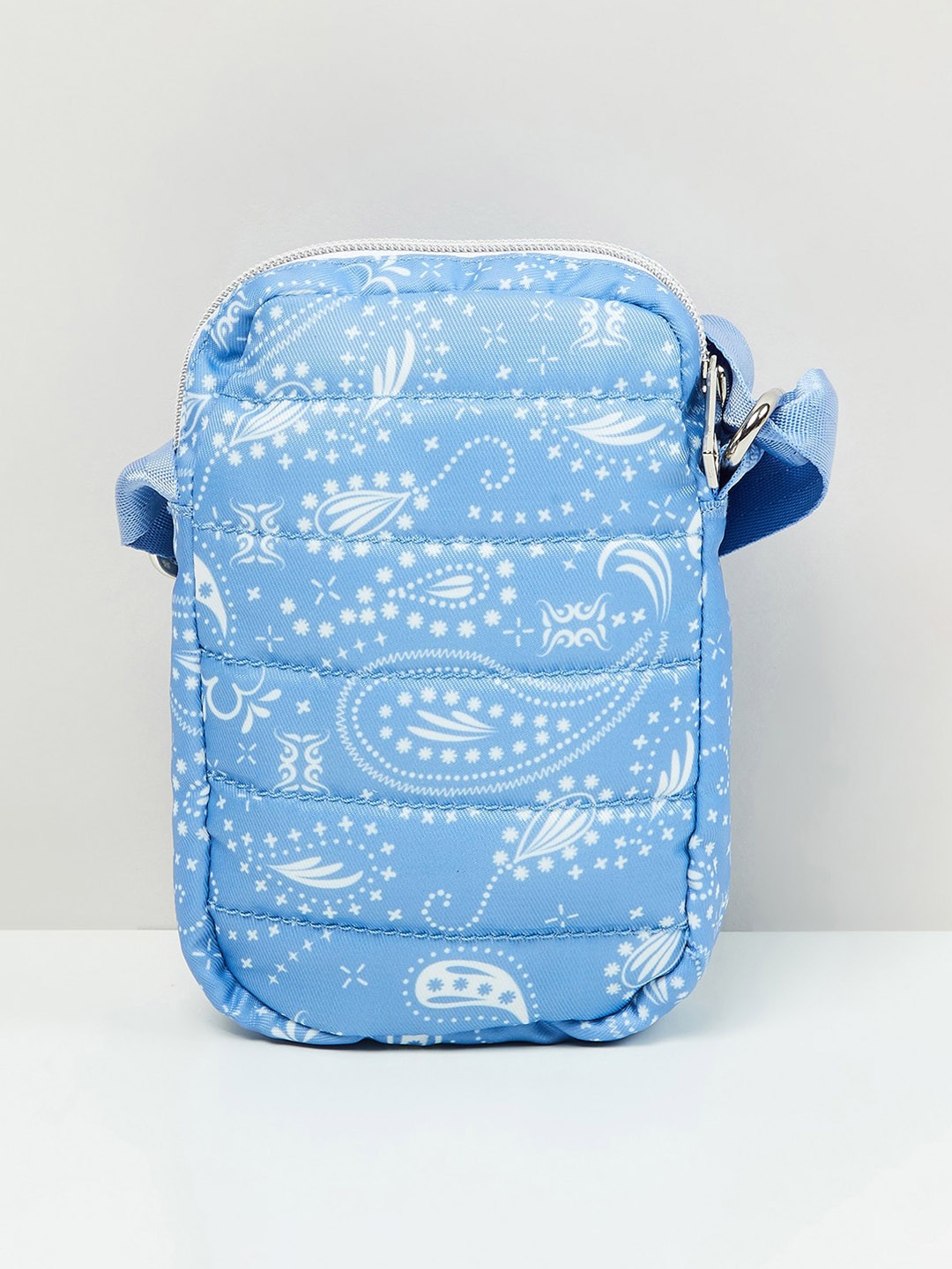 

max Women Printed Zip Closure Sling Bag, Blue