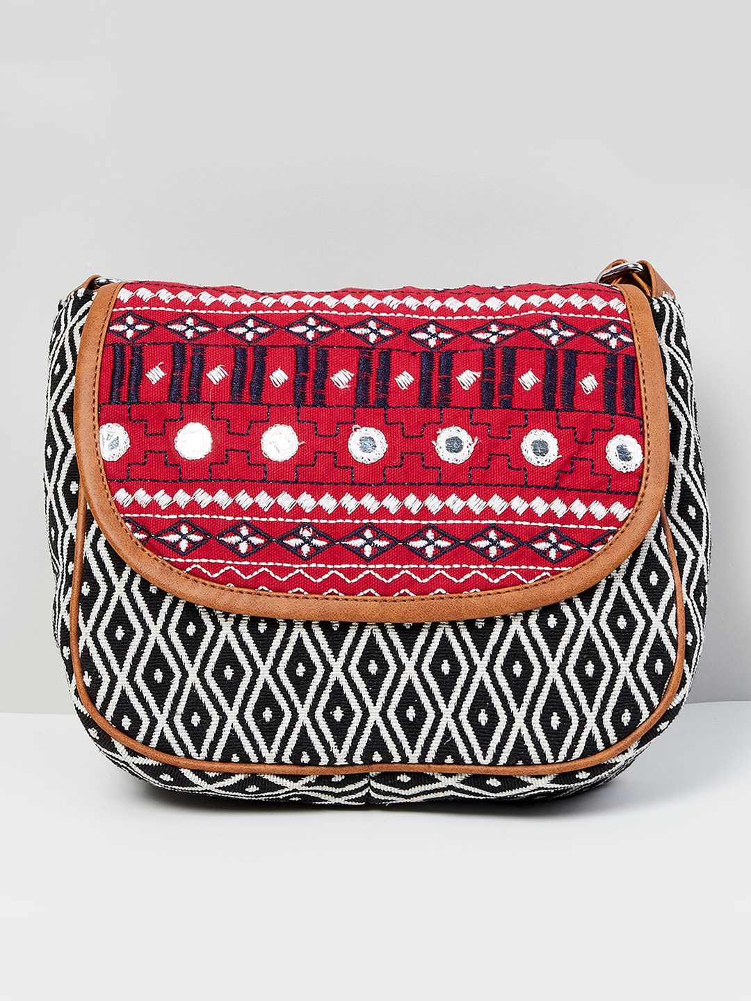 

max Women Embroidered Flap Closure Sling Bag, Black