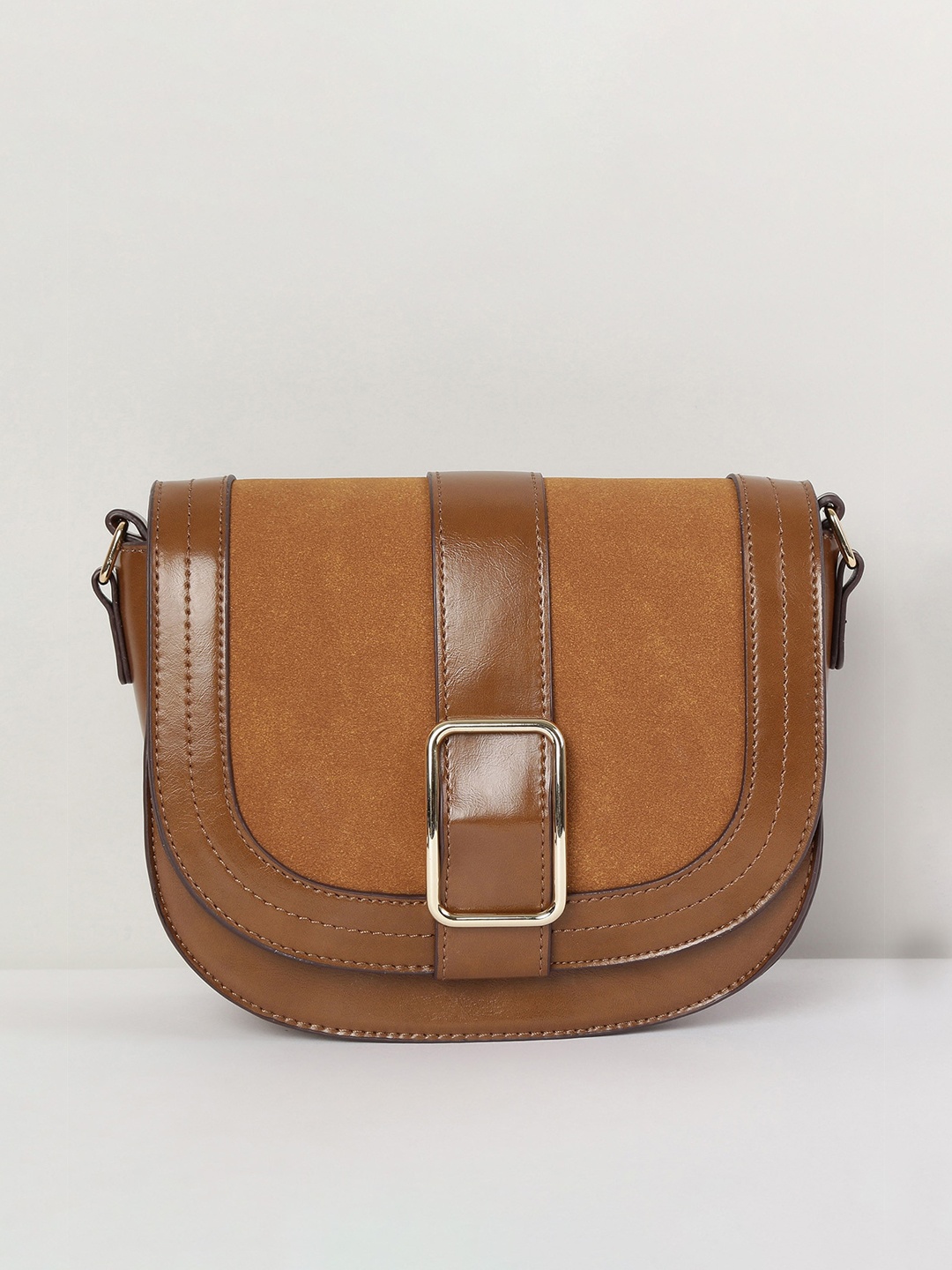 

max Women Colourblock Sling Bag, Brown