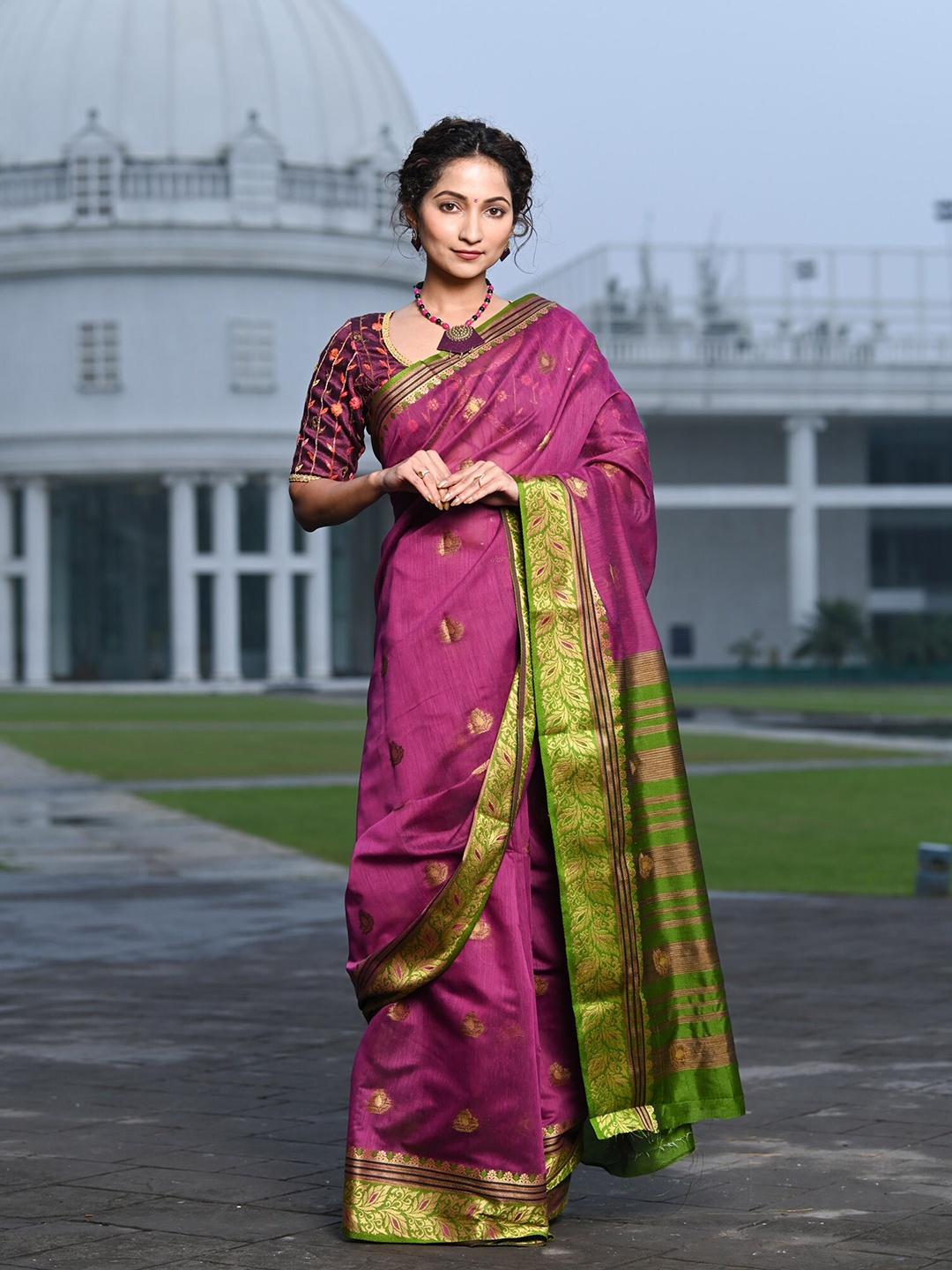 

BEATITUDE Purple & Green Floral Zari Pure Cotton Saree