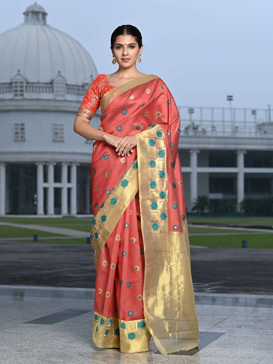 

BEATITUDE Red & Blue Floral Zari Banarasi Saree