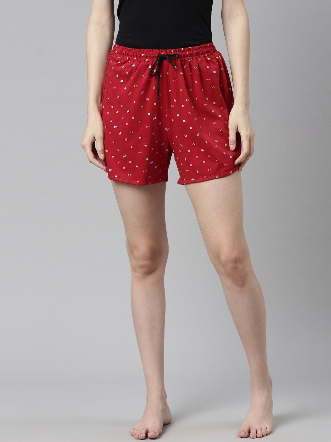 

Curare Women Red & Green Printed Lounge Shorts