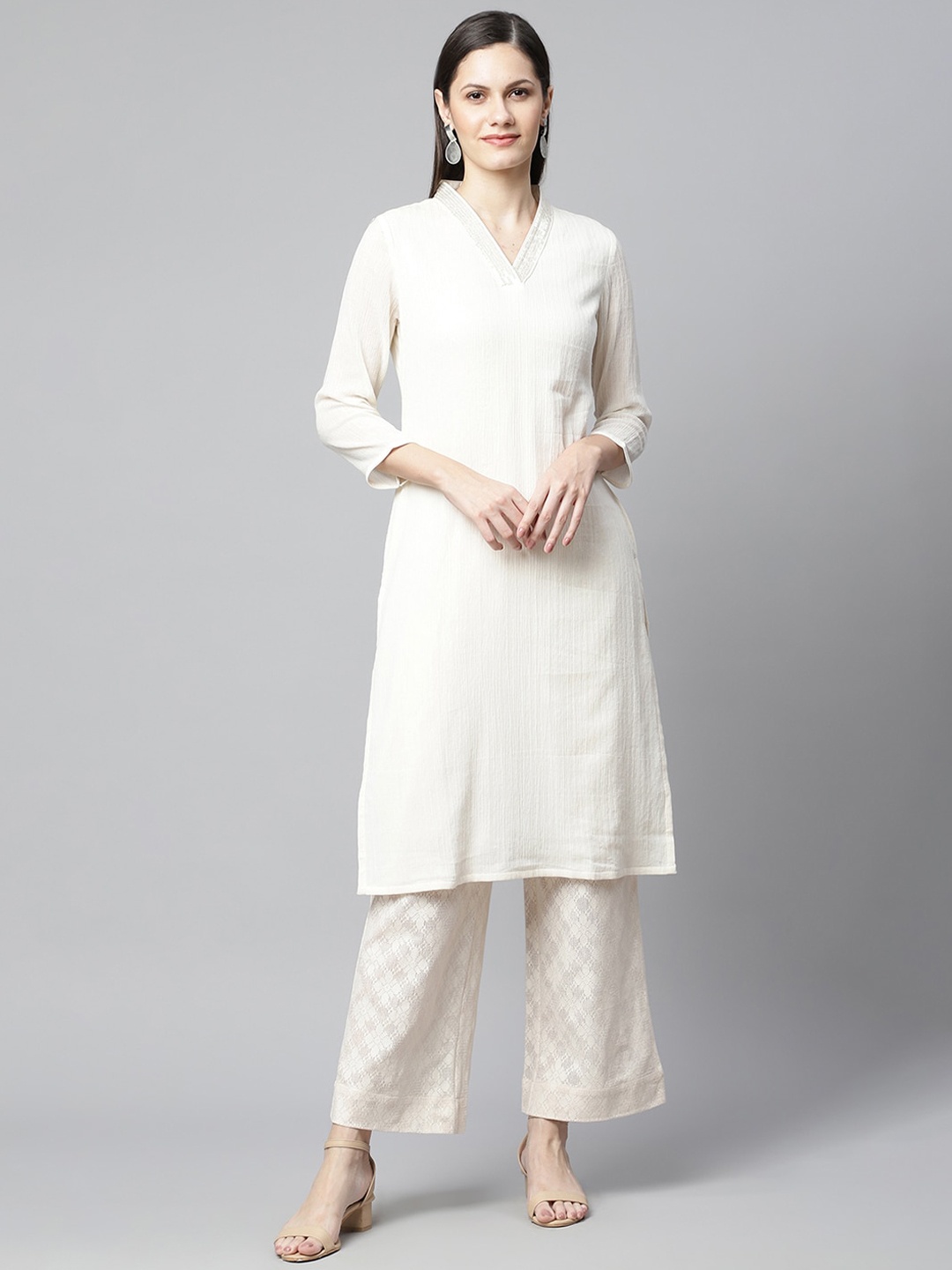 

BARARA ETHNIC Women White Pleated Pure Cotton Kurta with Trousers