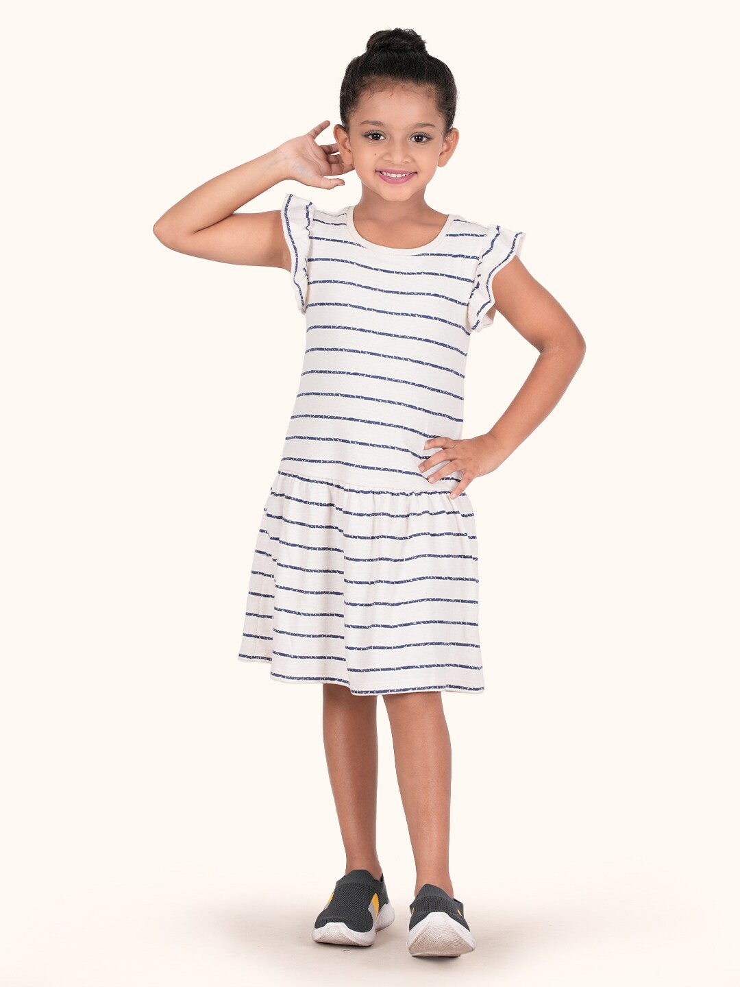 

Zalio Kids Girls White & Blue Striped Cotton A-Line Dress