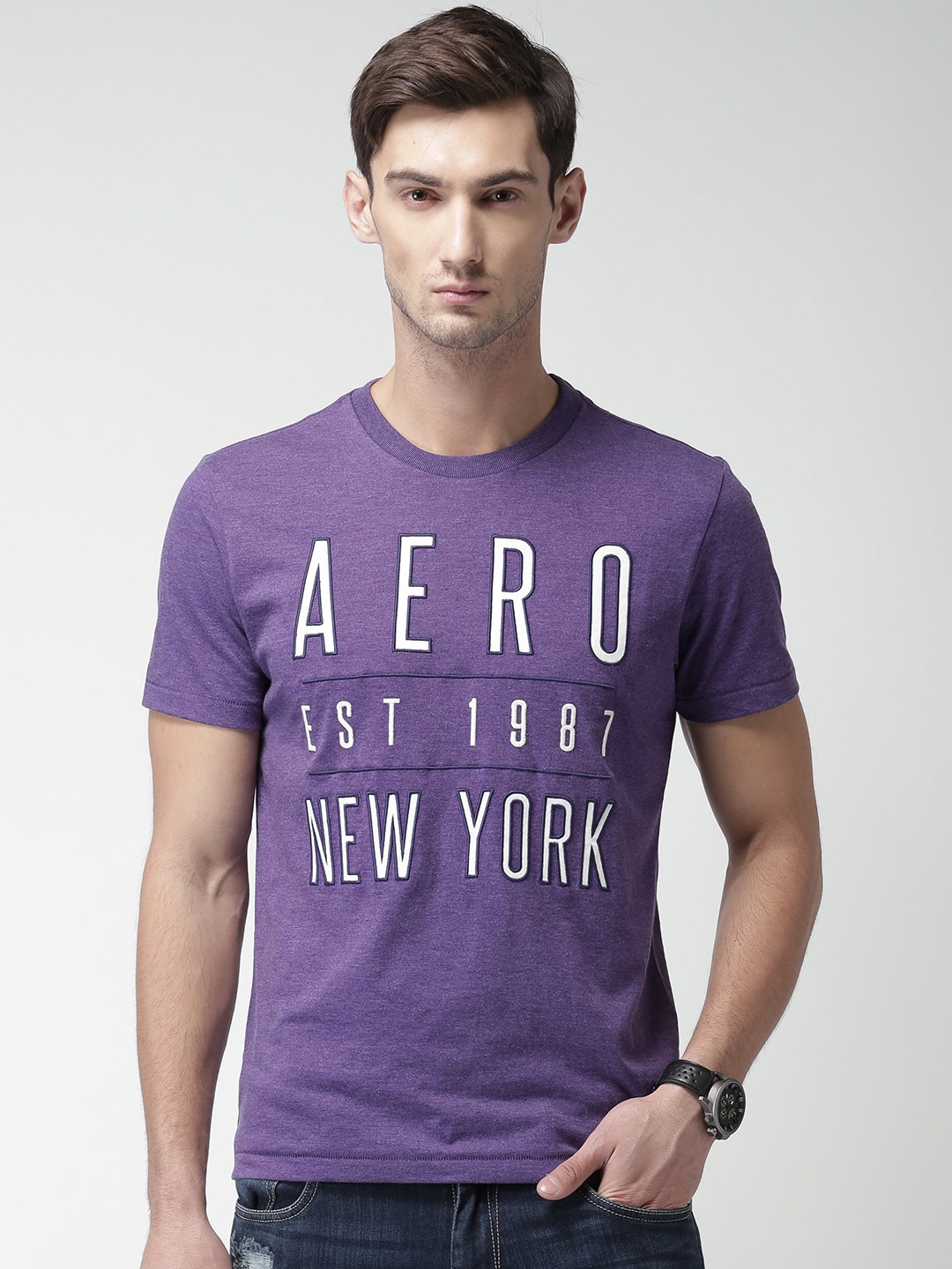 

Aeropostale Men Purple Applique Round Neck T-shirt