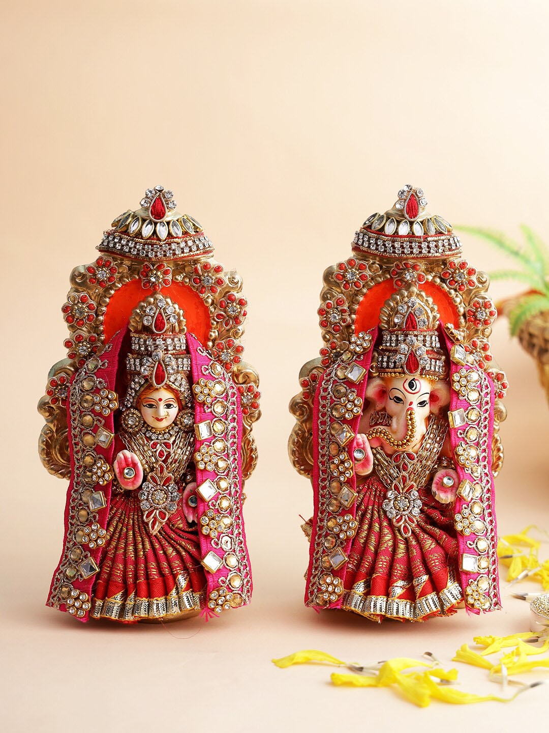

Aapno Rajasthan Gold-Colored Red Handmade Laxmi Ganesh Idol