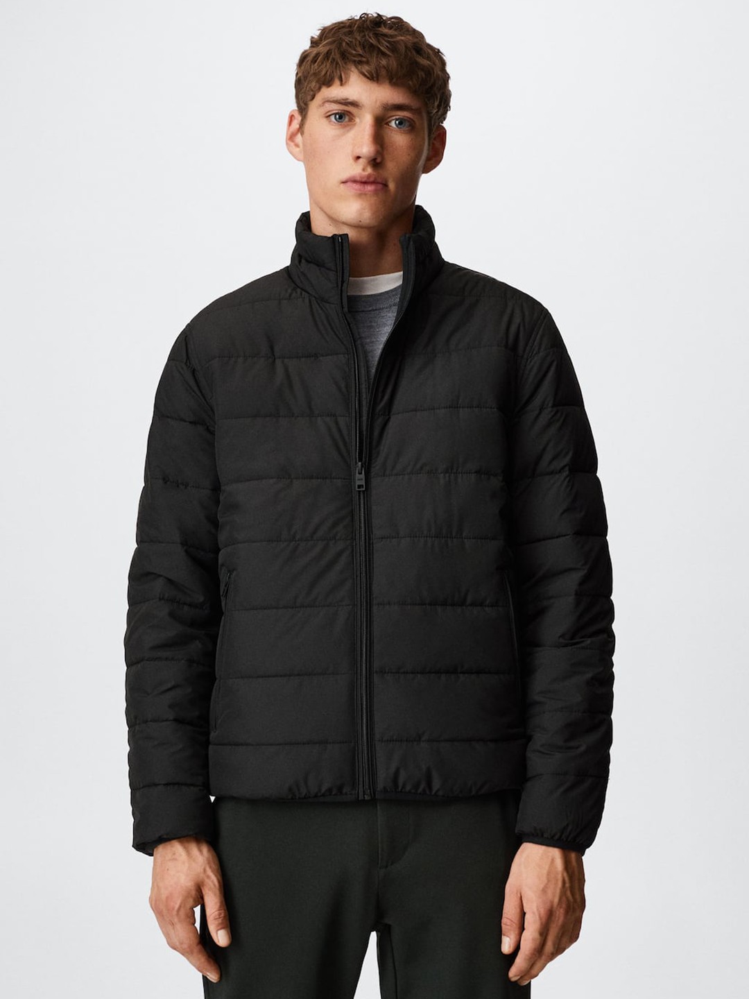 

MANGO MAN Black Solid Ultra-Light Water Resistant Padded Jacket