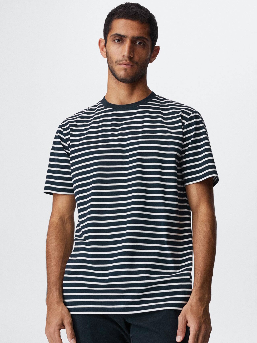 

MANGO MAN Round Neck Striped T-shirt, Navy blue