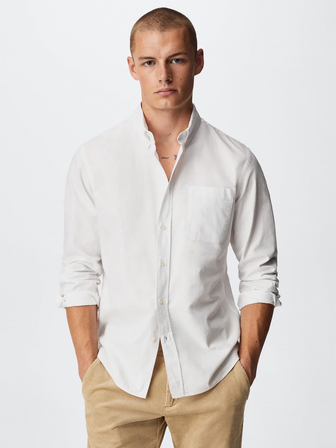 

MANGO MAN White Solid Pure Cotton Sustainable Casual Shirt