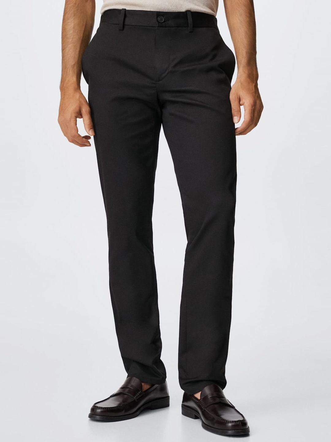 

MANGO MAN Men Black Regular Woven Trousers