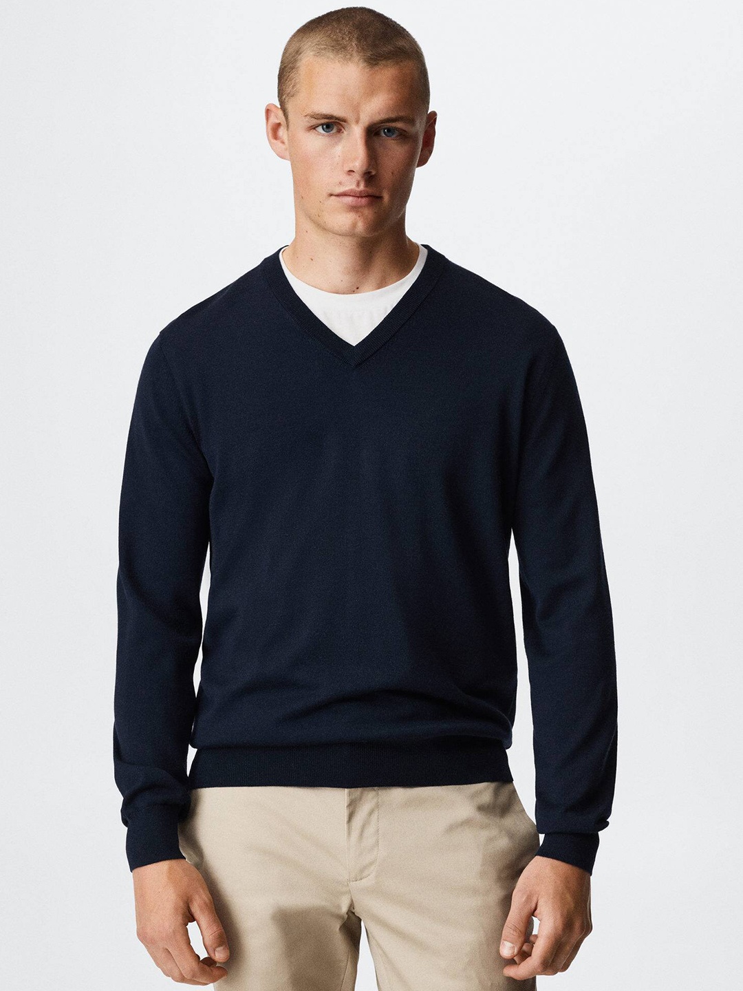 

MANGO MAN Solid Woolen Pullover, Navy blue