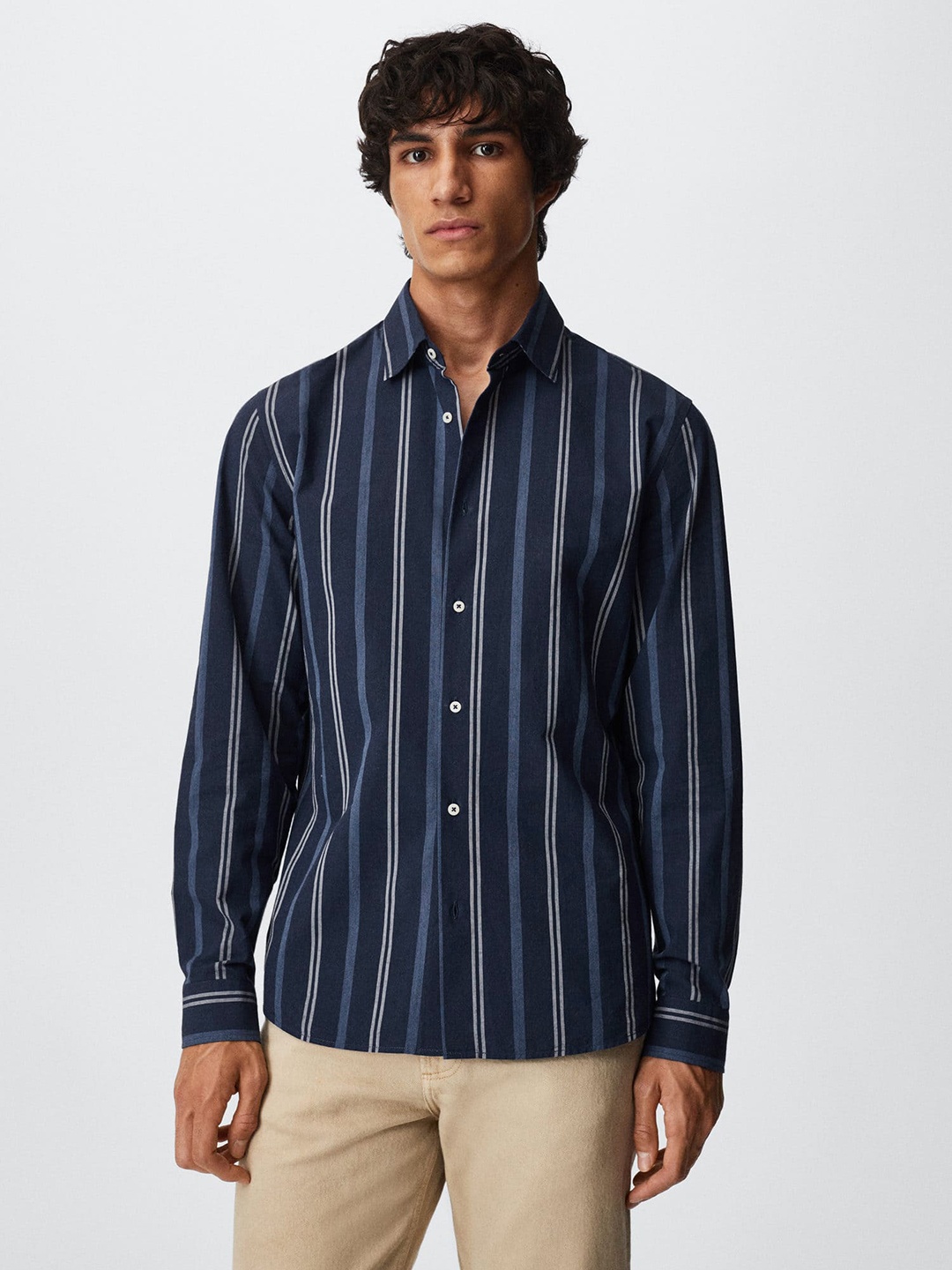 

MANGO MAN Navy Blue & Grey Slim Fit Striped Pure Cotton Sustainable Casual Shirt