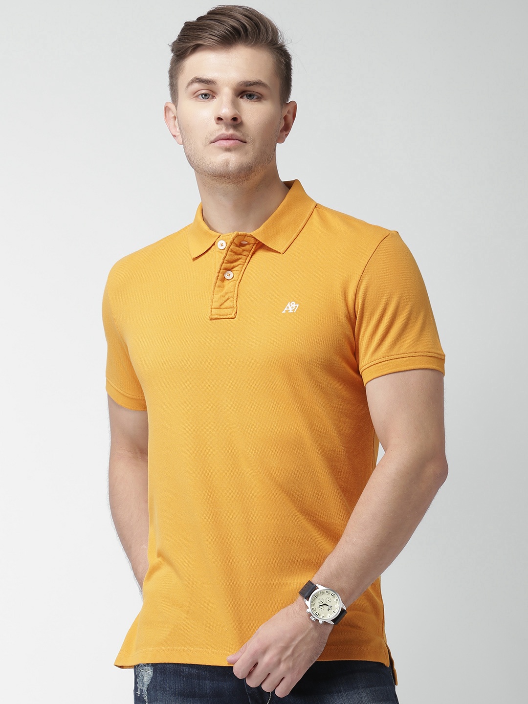 

Aeropostale Men Yellow Solid Polo Collar T-shirt