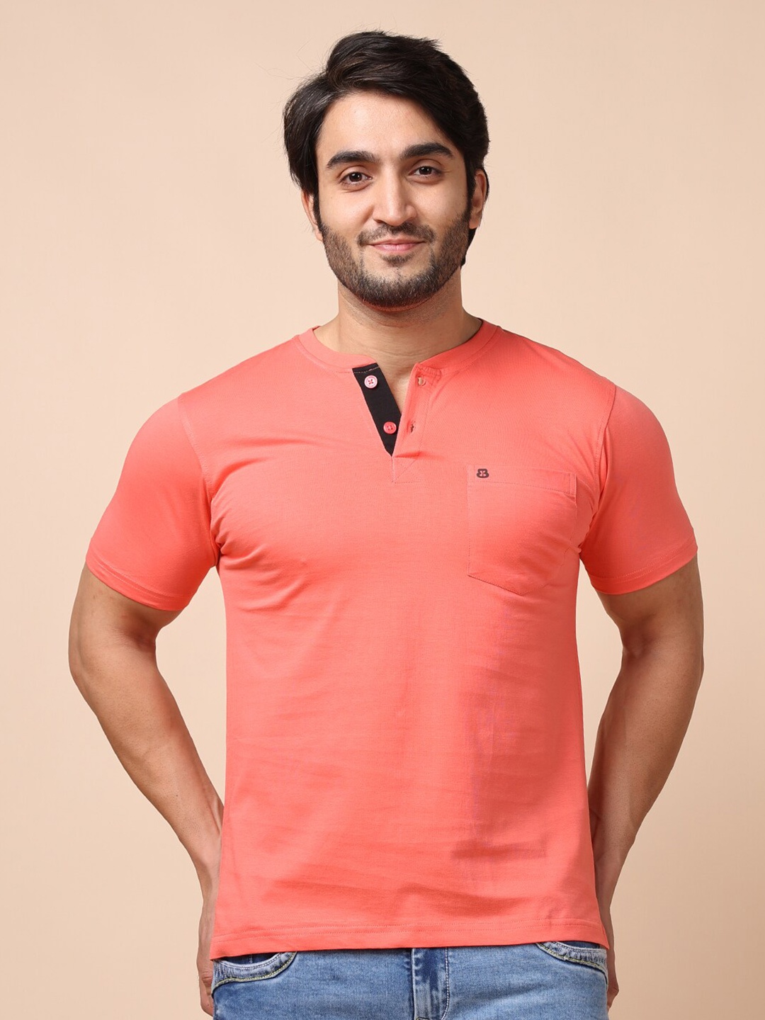 

berry blues Men Solid Henley Neck Cotton T-shirt, Pink
