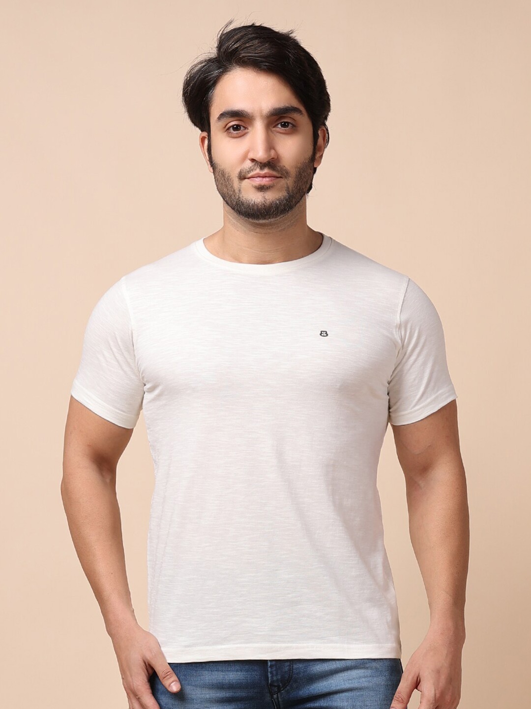 

berry blues Men White Cotton T-shirt