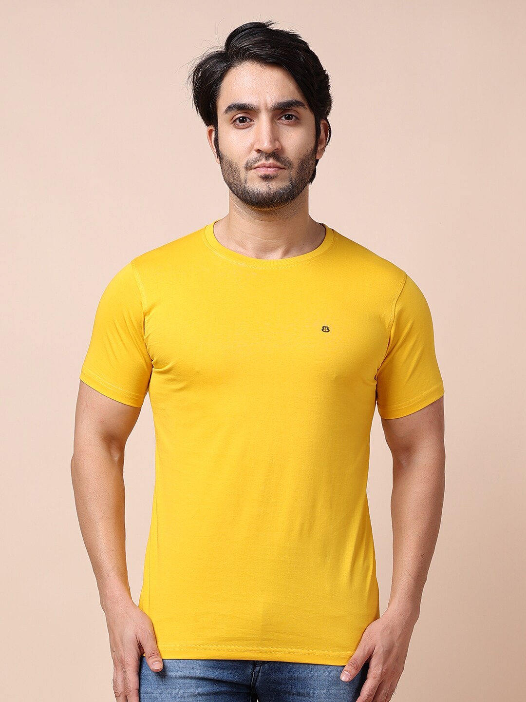 

berry blues Men Solid Cotton T-shirt, Yellow