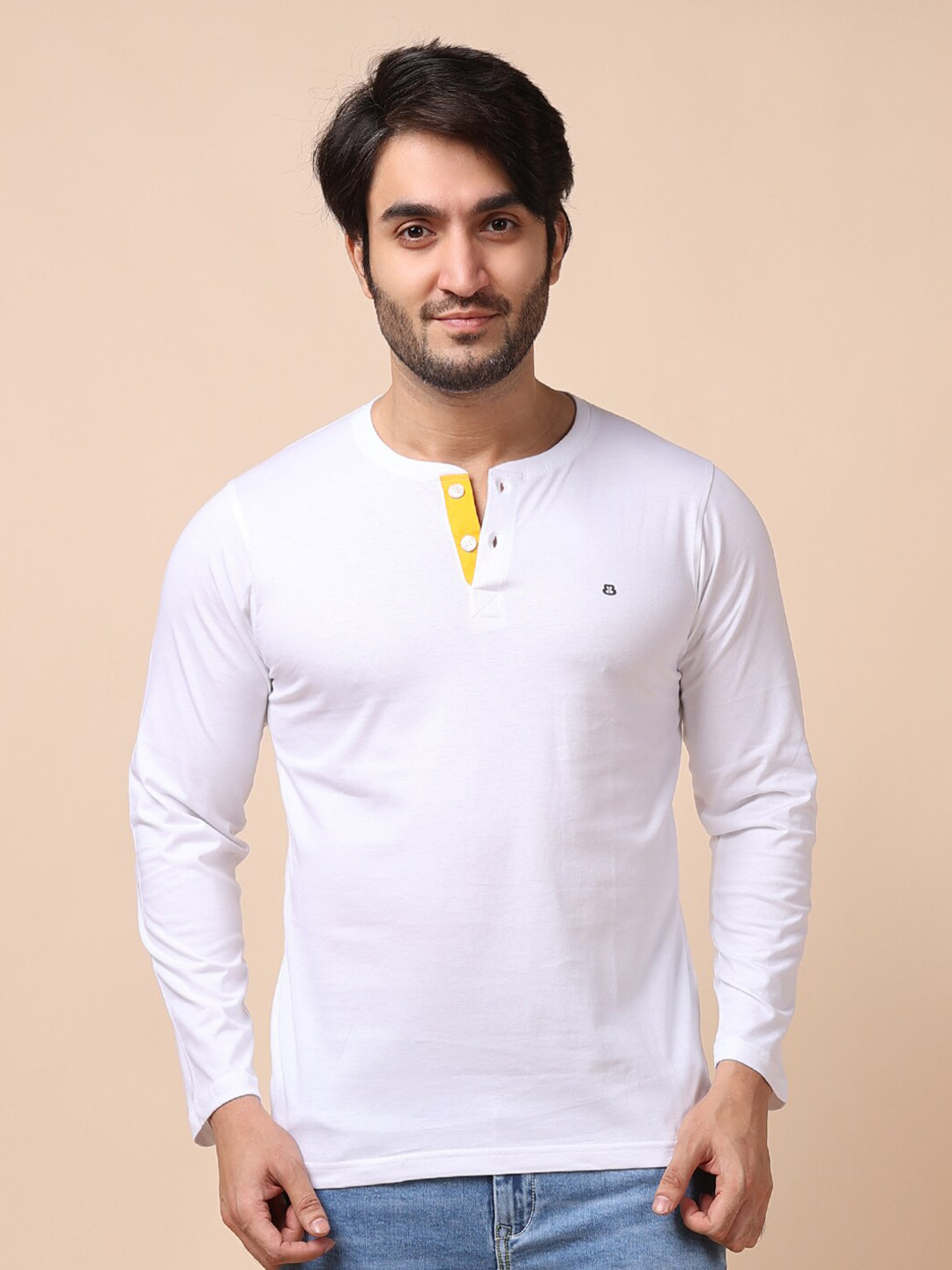 

berry blues Men White Henley Neck Cotton T-shirt