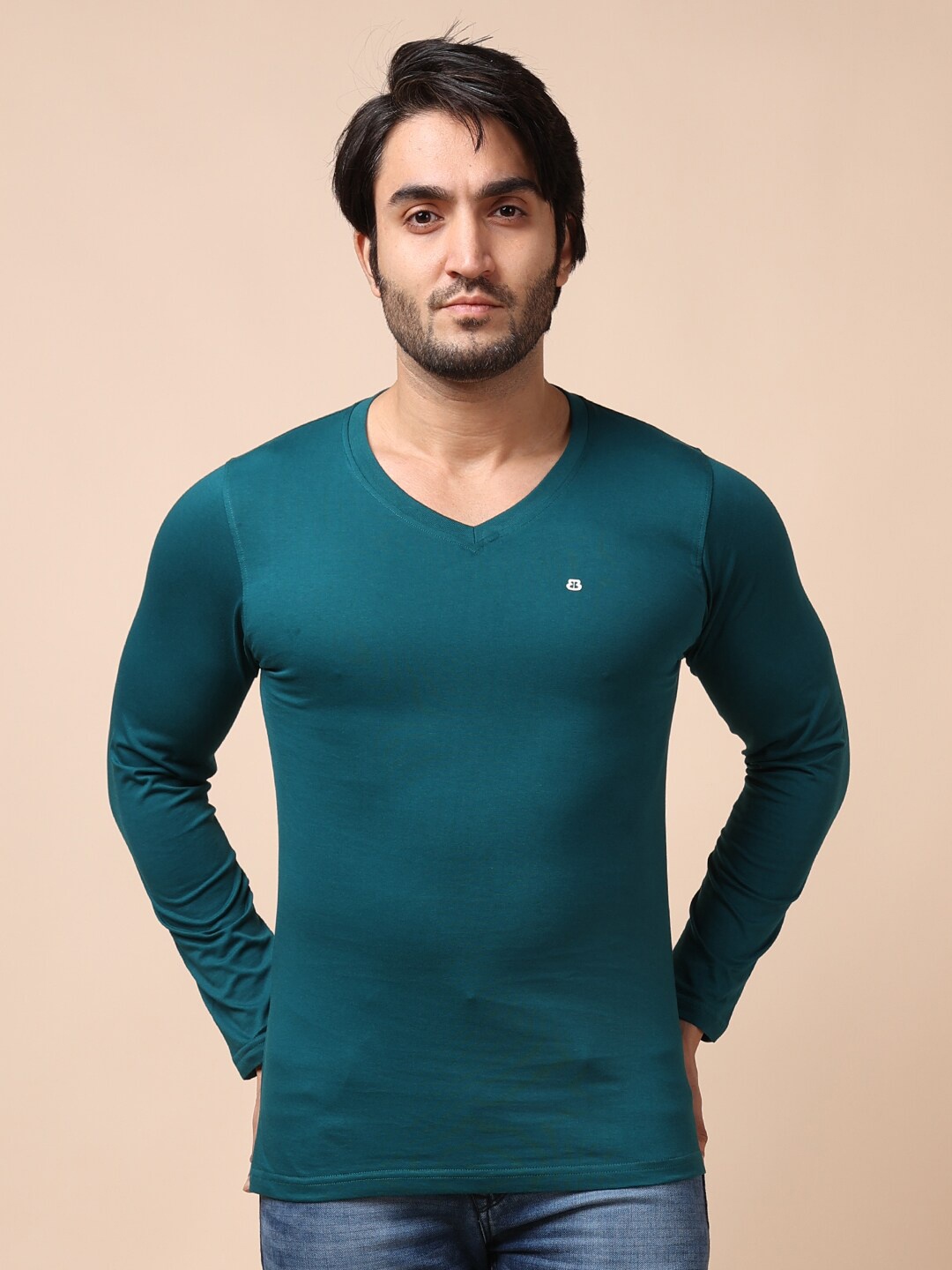

berry blues Men Teal Green V-Neck Cotton T-shirt