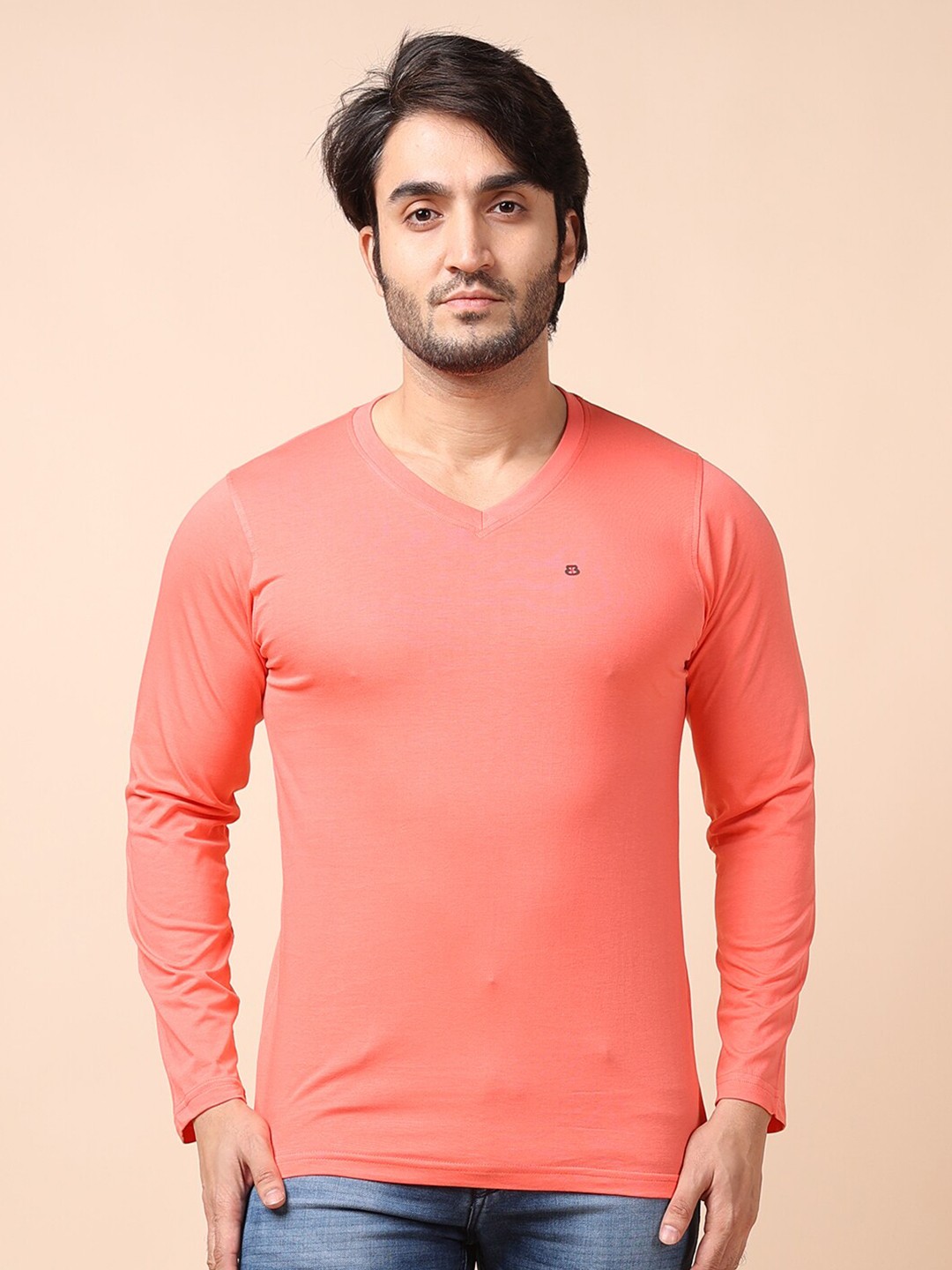 

berry blues Men Solid Cotton T-shirt, Pink