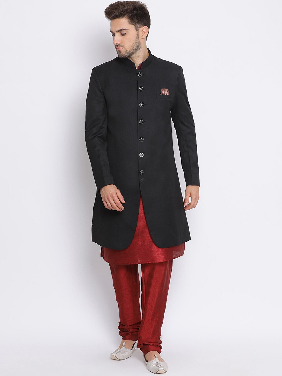 

hangup trend Men Black & Maroon Red Solid Sherwani Set