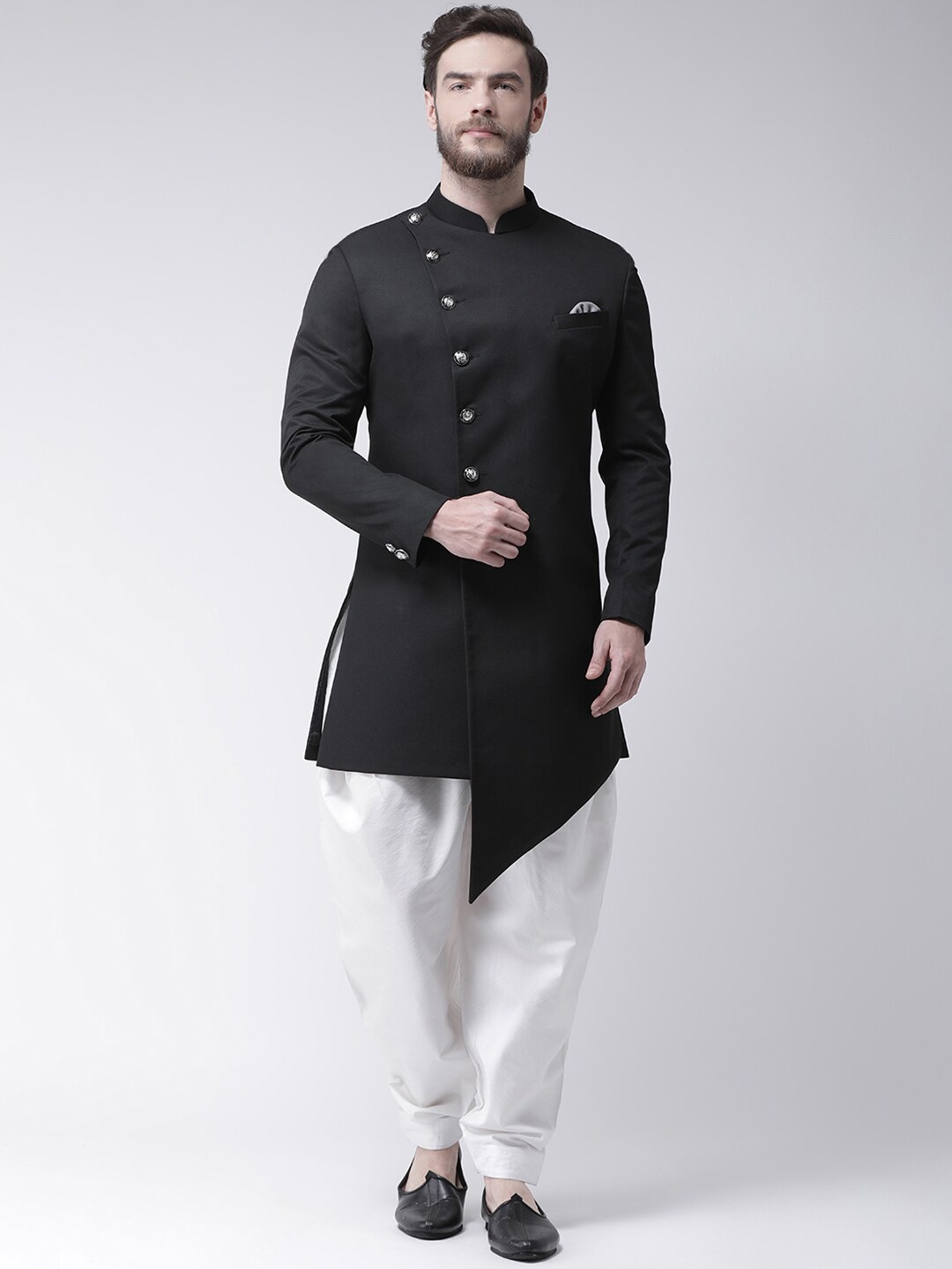 

hangup trend Men Black & White Solid Sherwani Set