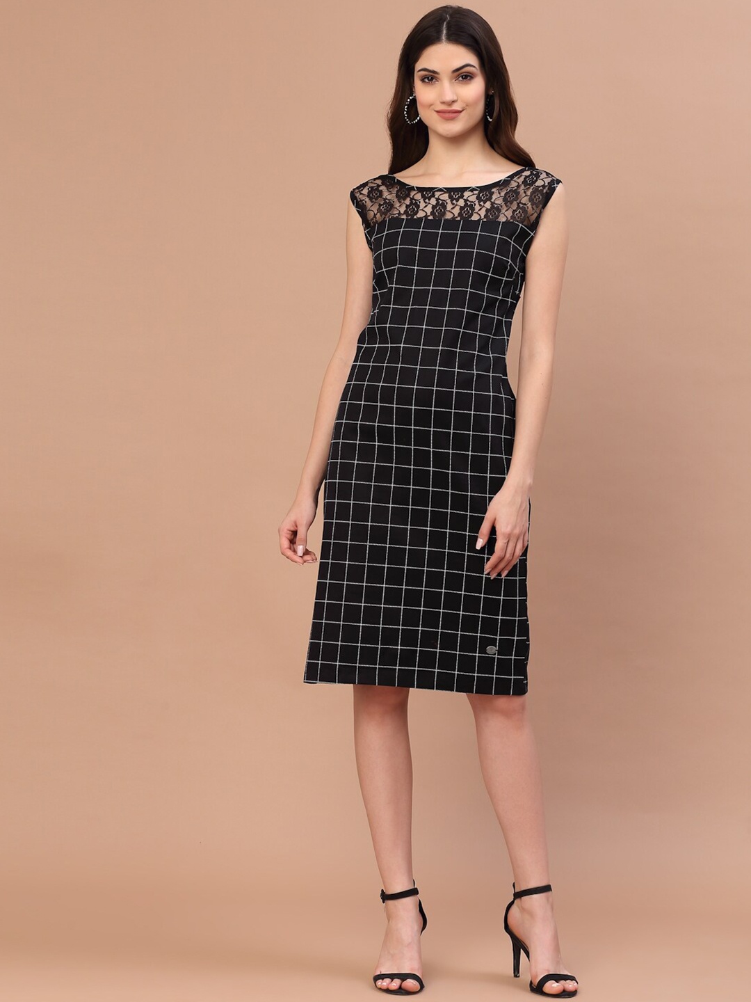 

Wool Trees Women Black Checked Cotton Sheath Dress