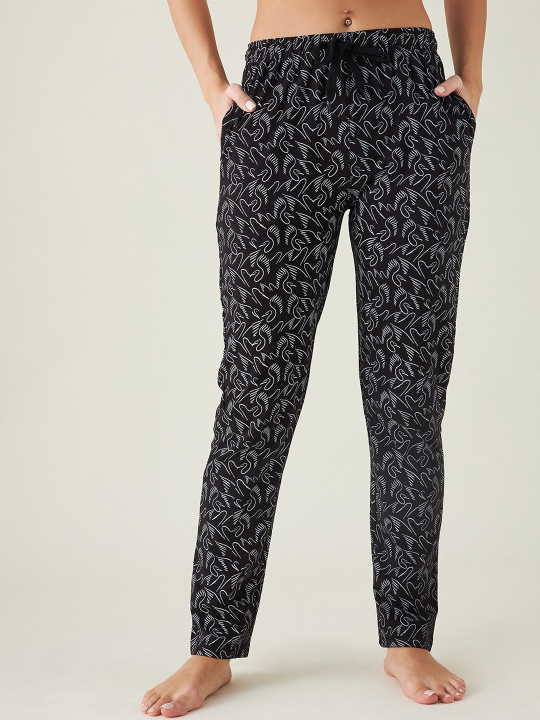 

Modeve Women Black & White Printed Cotton Lounge Pants