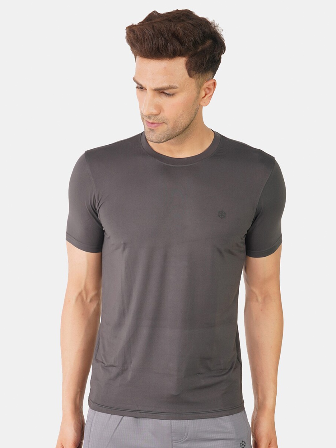 

MEMEN Men Round Neck Solid Grey T-shirt