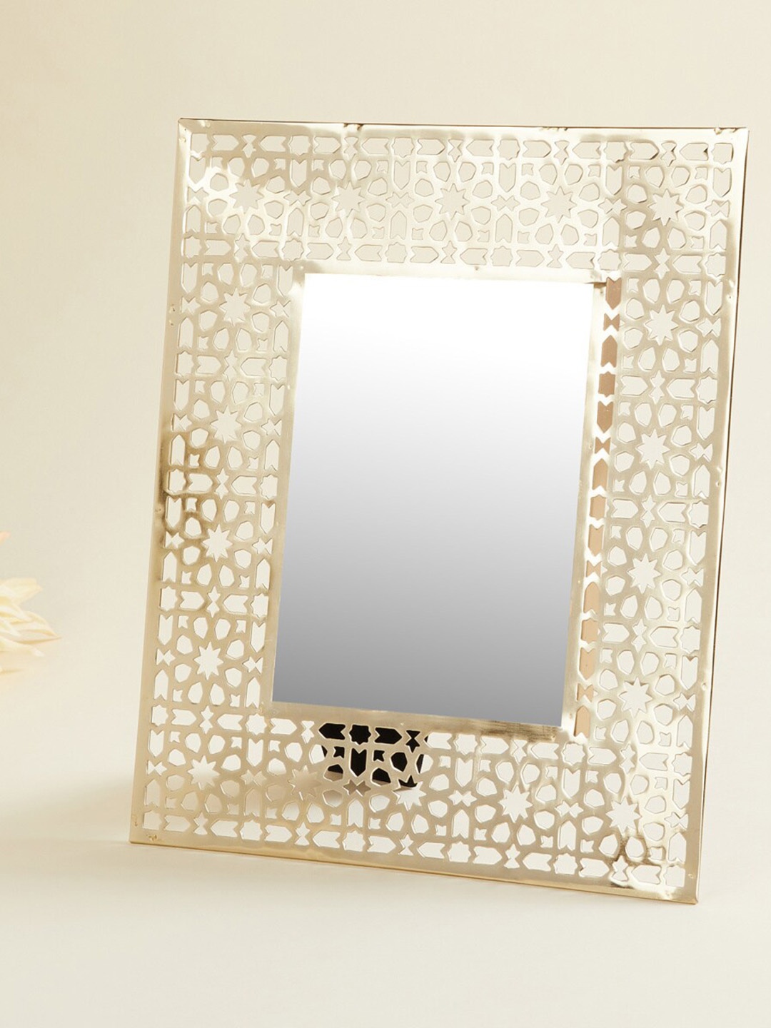 

Home Centre Gold-Toned Textured Photo Frame