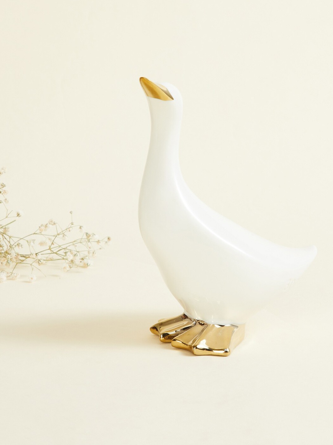 

Home Centre White Solid Duck Figurine Showpieces