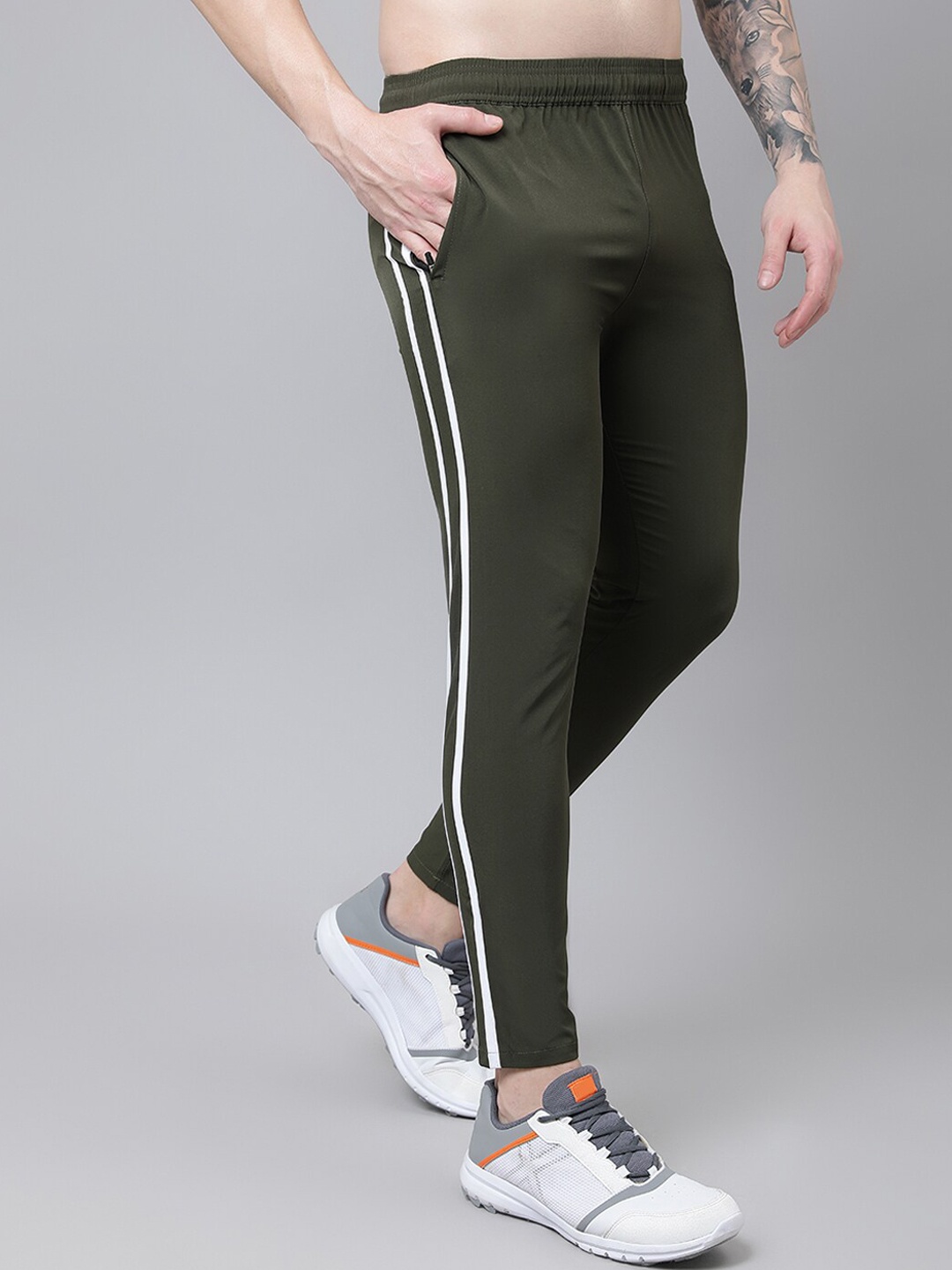 

Dpassion Men Olive Green Solid Track Pants