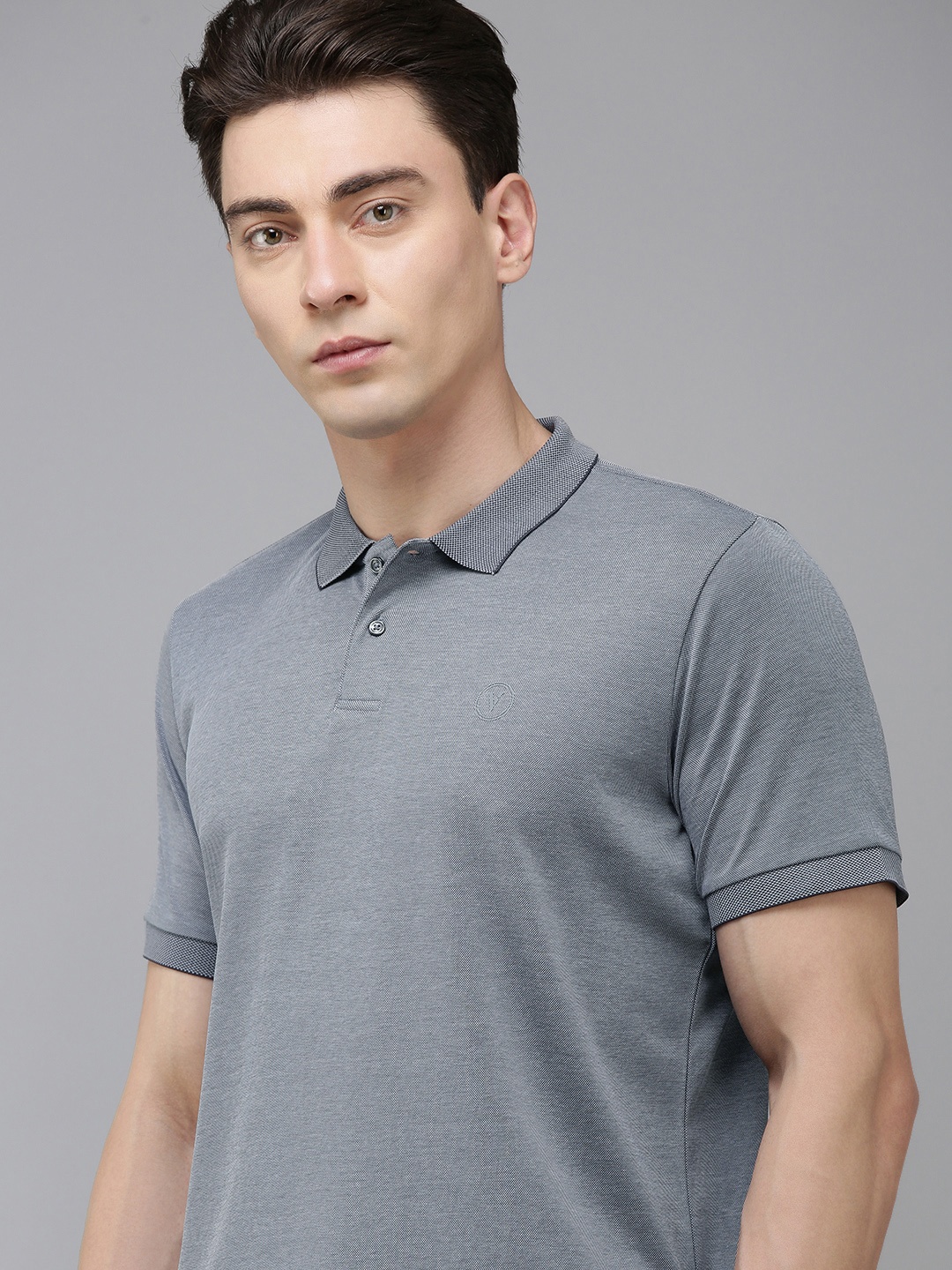 

Van Heusen Flex Men Golf T-shirt, Grey