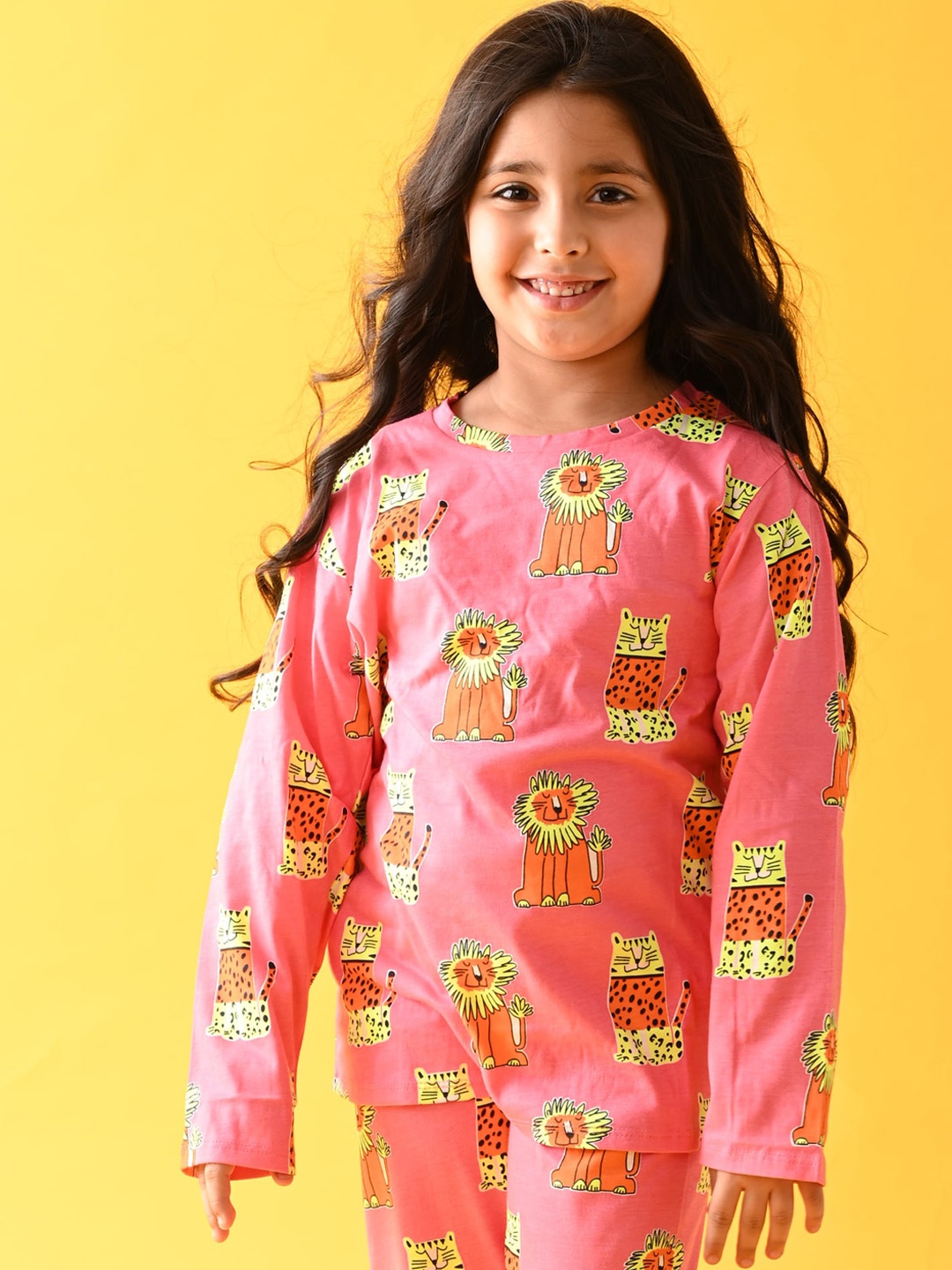 

Anthrilo Girls Pink & Orange Printed Night suit