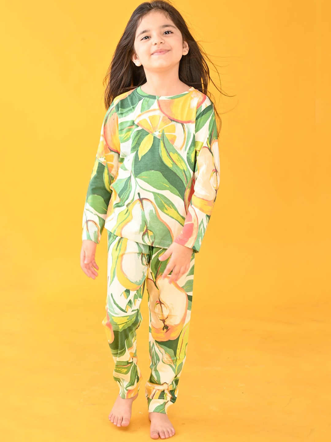 

Anthrilo Girls Orange & Green Printed Night suit