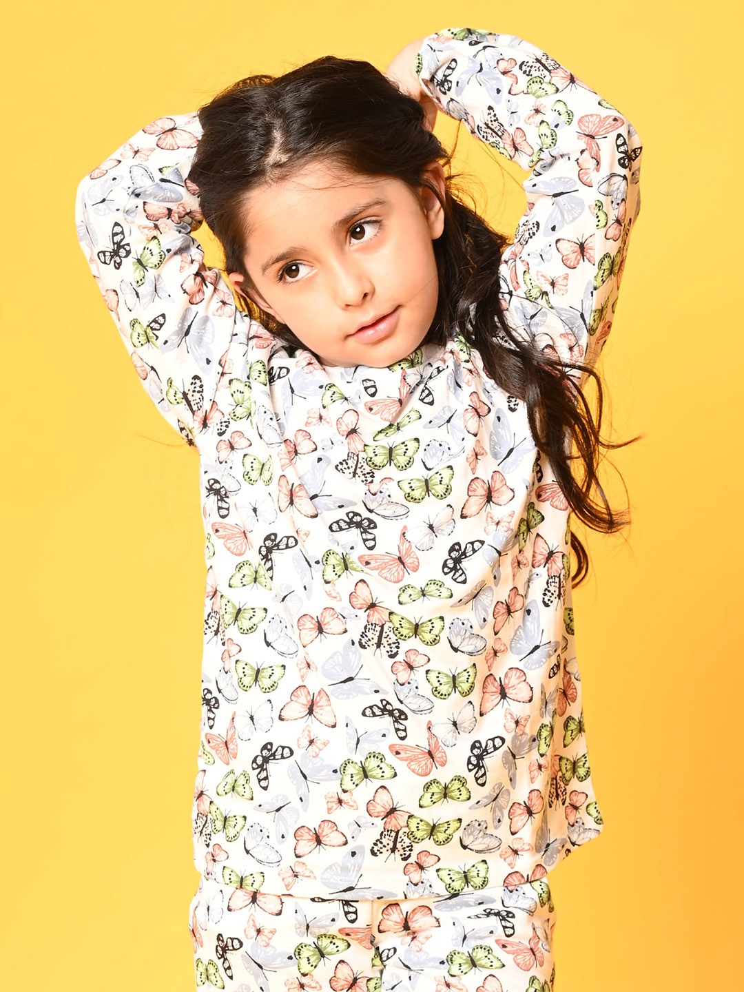 

Anthrilo Girls White & Black Printed Cotton Night suit