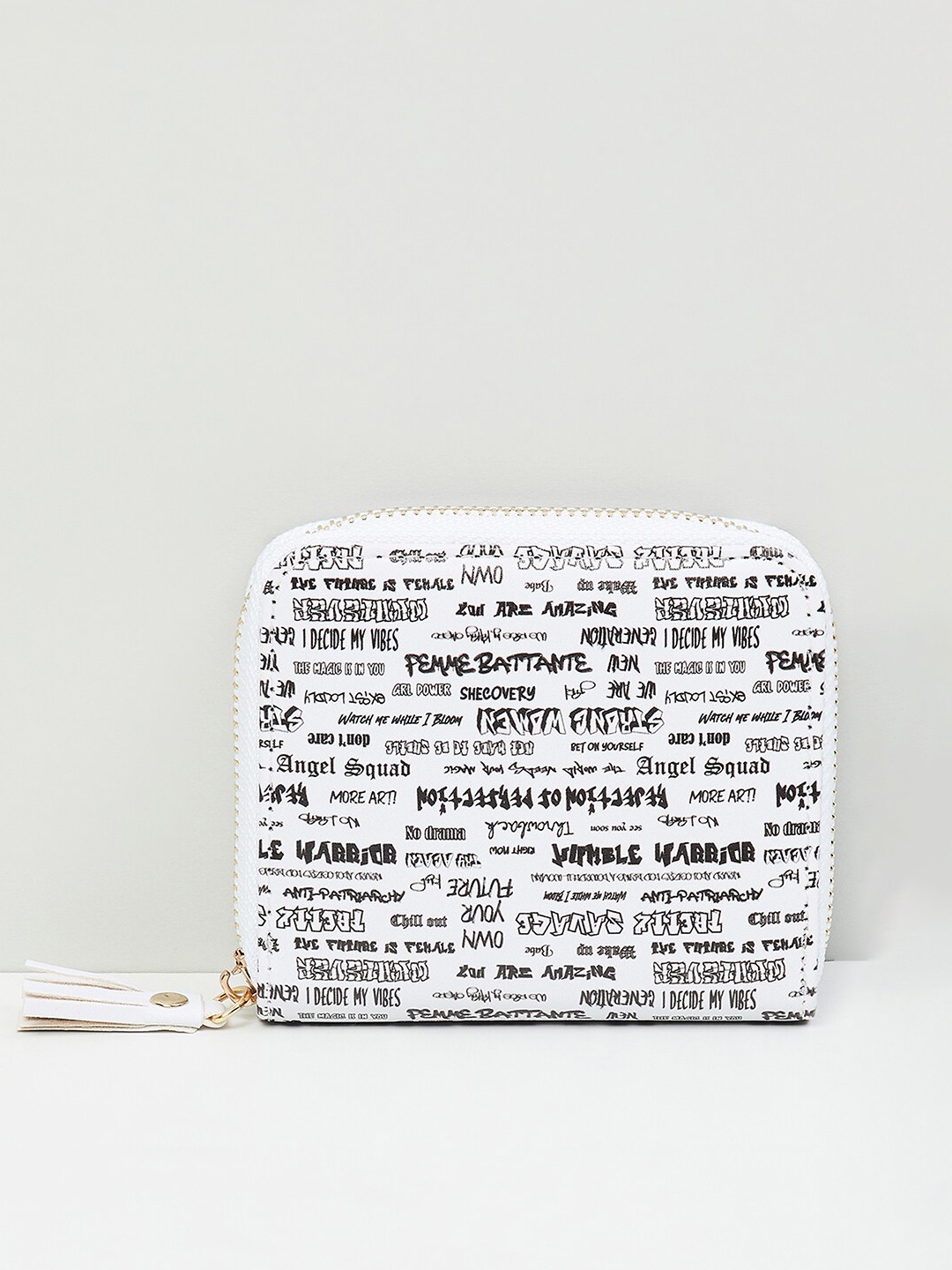 

max Women Typographic Print Zip Around Wallet, White