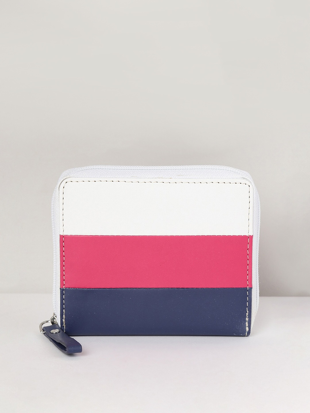 

max Women Coloublock Zip Closure Wallet, White