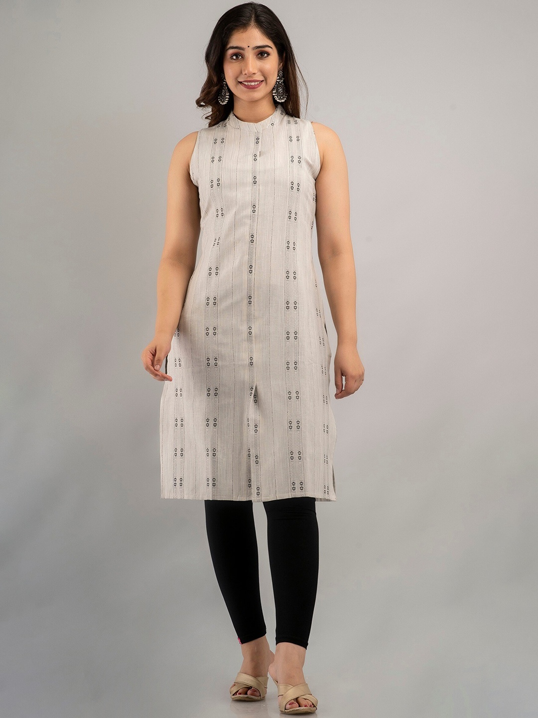 

CKM Women Beige Striped Kurta